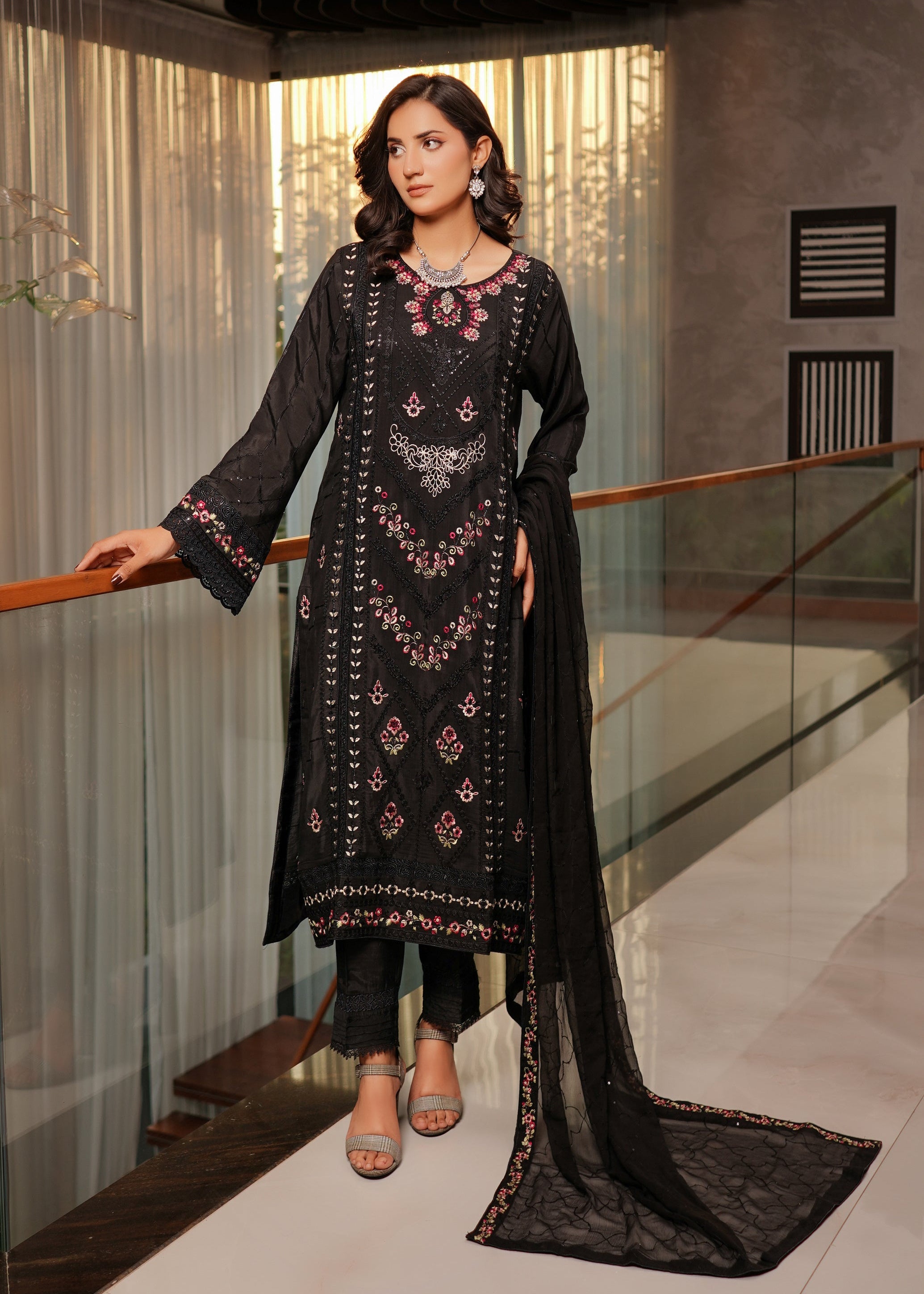 Shamooz Silk Edit Festive Pret Formals – D-10