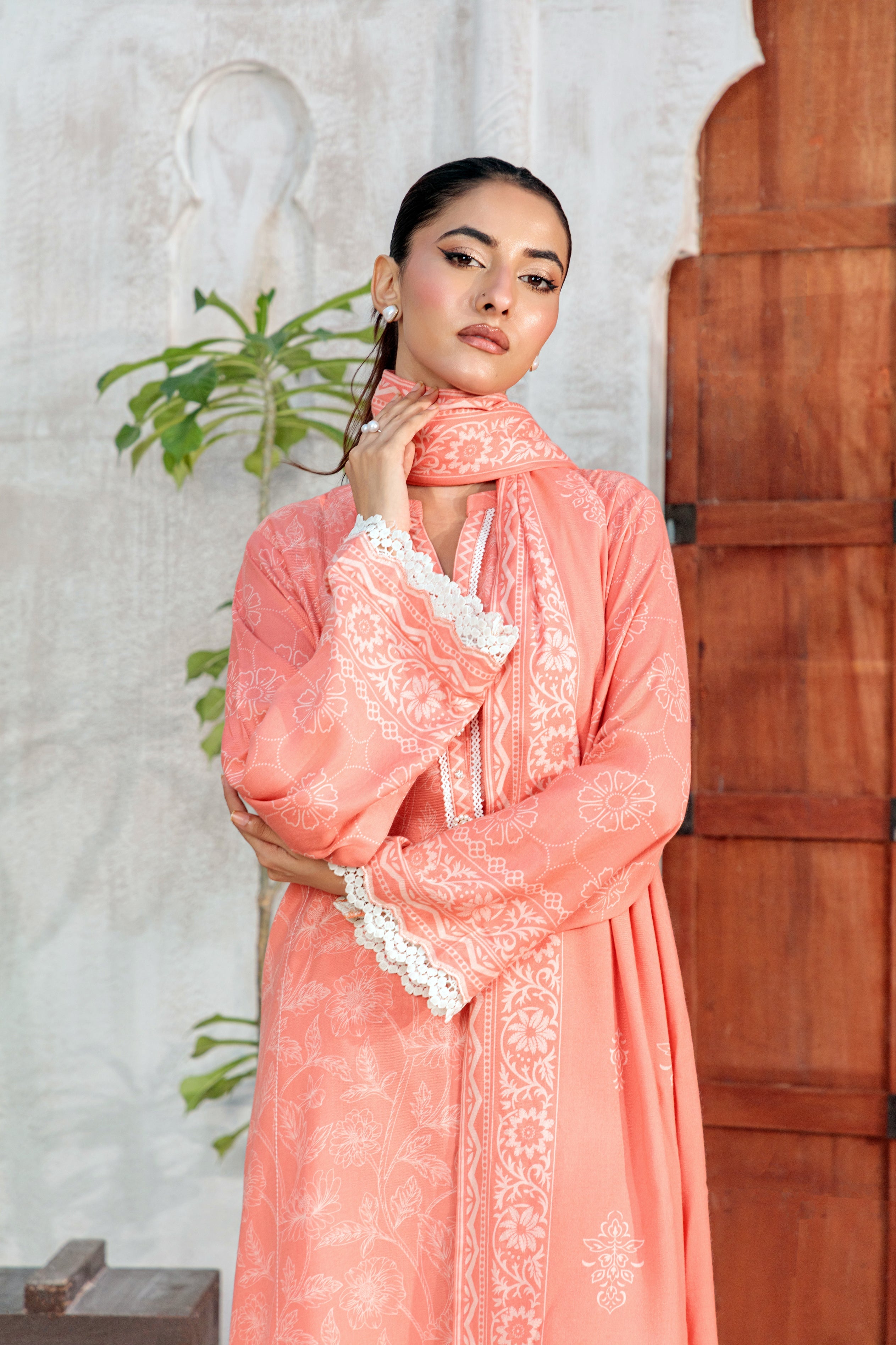 pashmina Unstitched in Peach pink