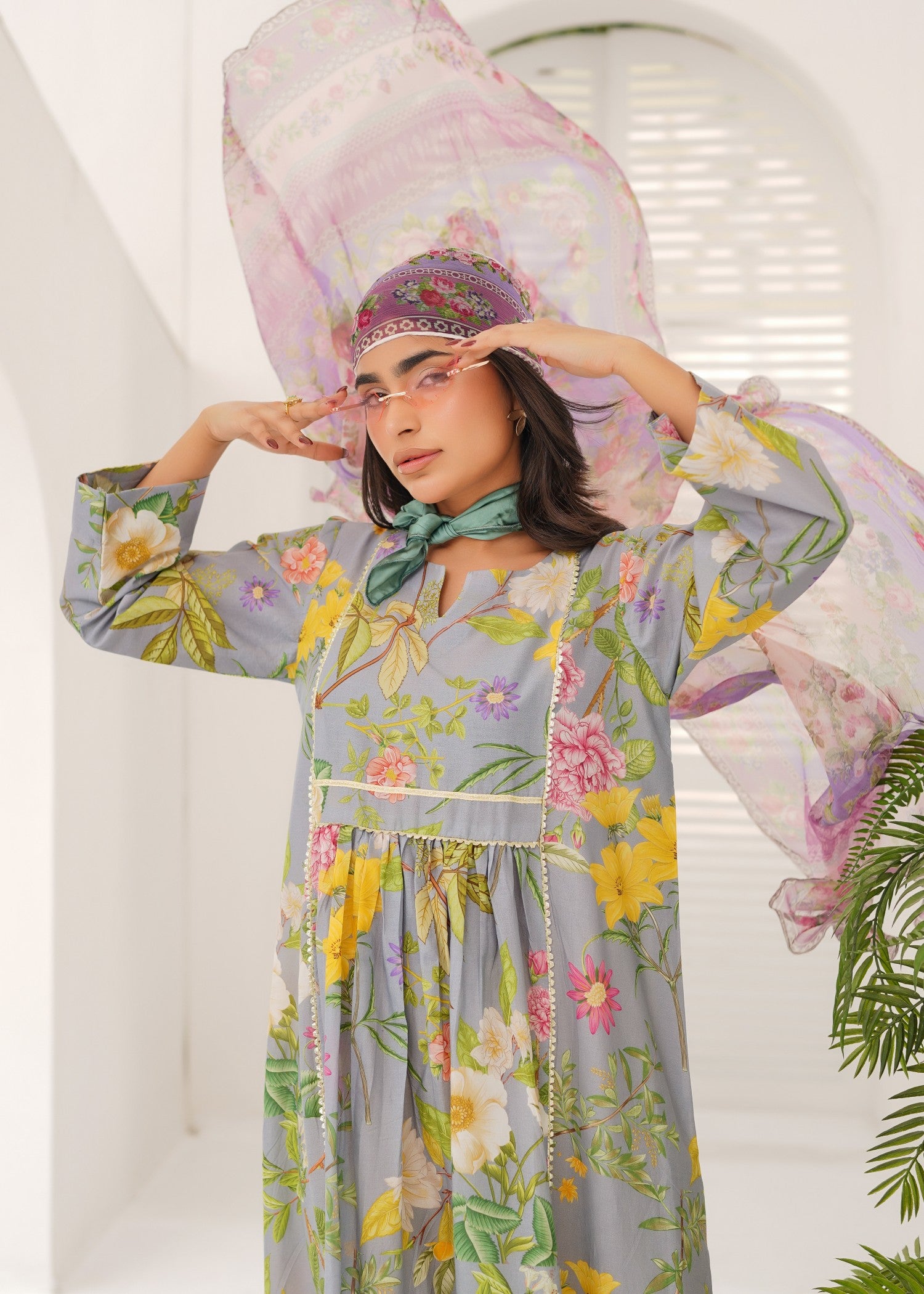 lawn Pishwas in Grey
