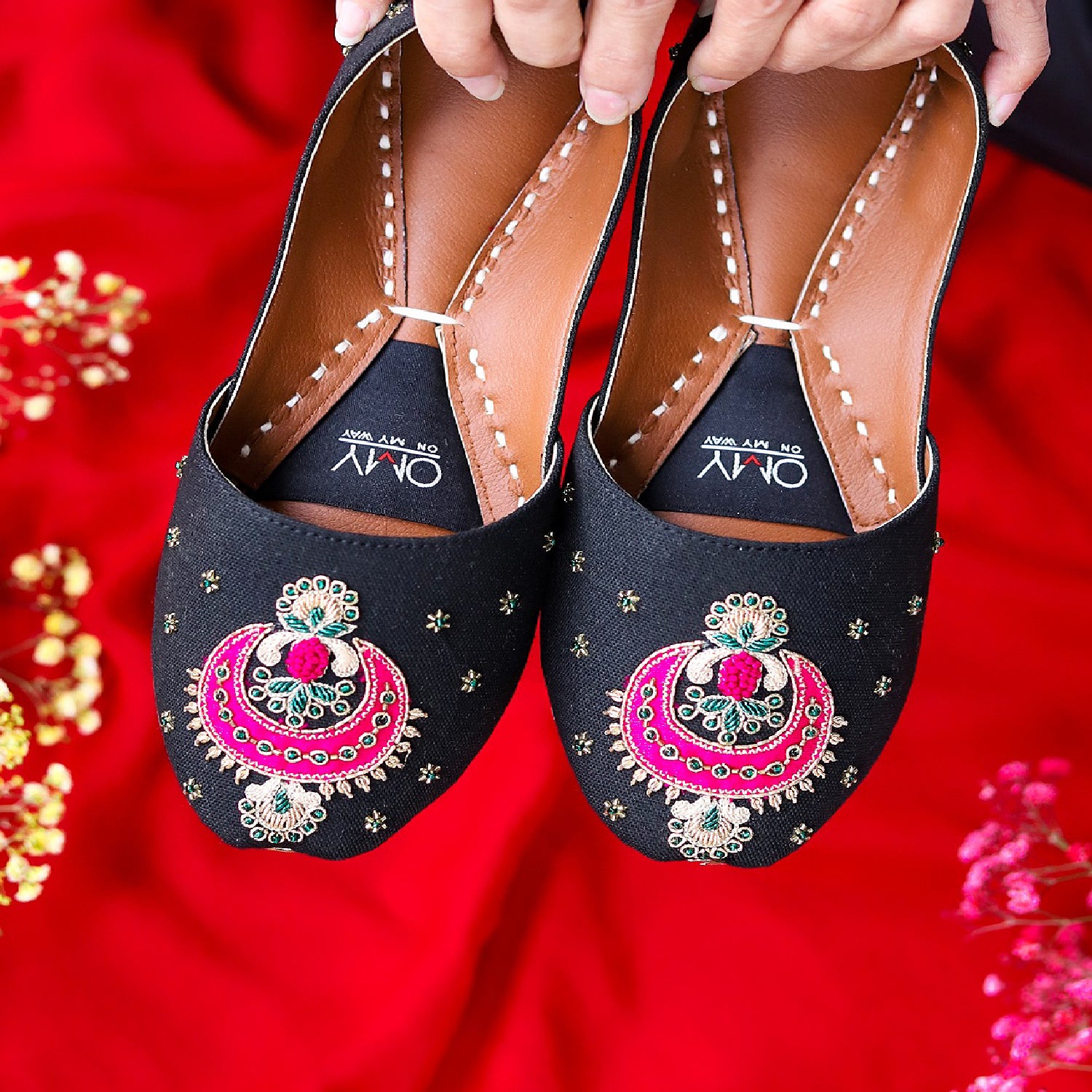Khussa in Black by - High Quality Women Khussa JXZ6852