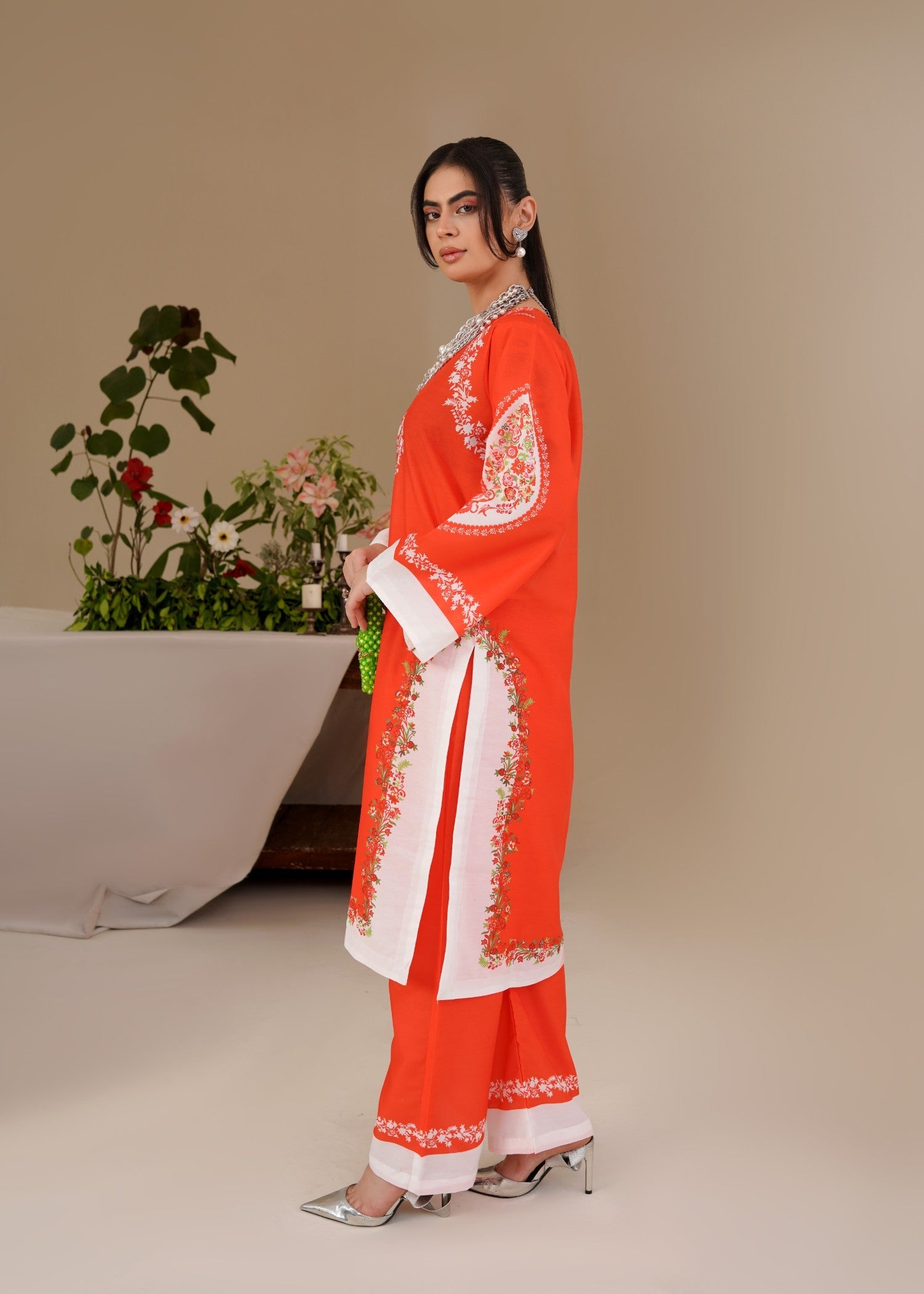 crepe Kurta Set in Red