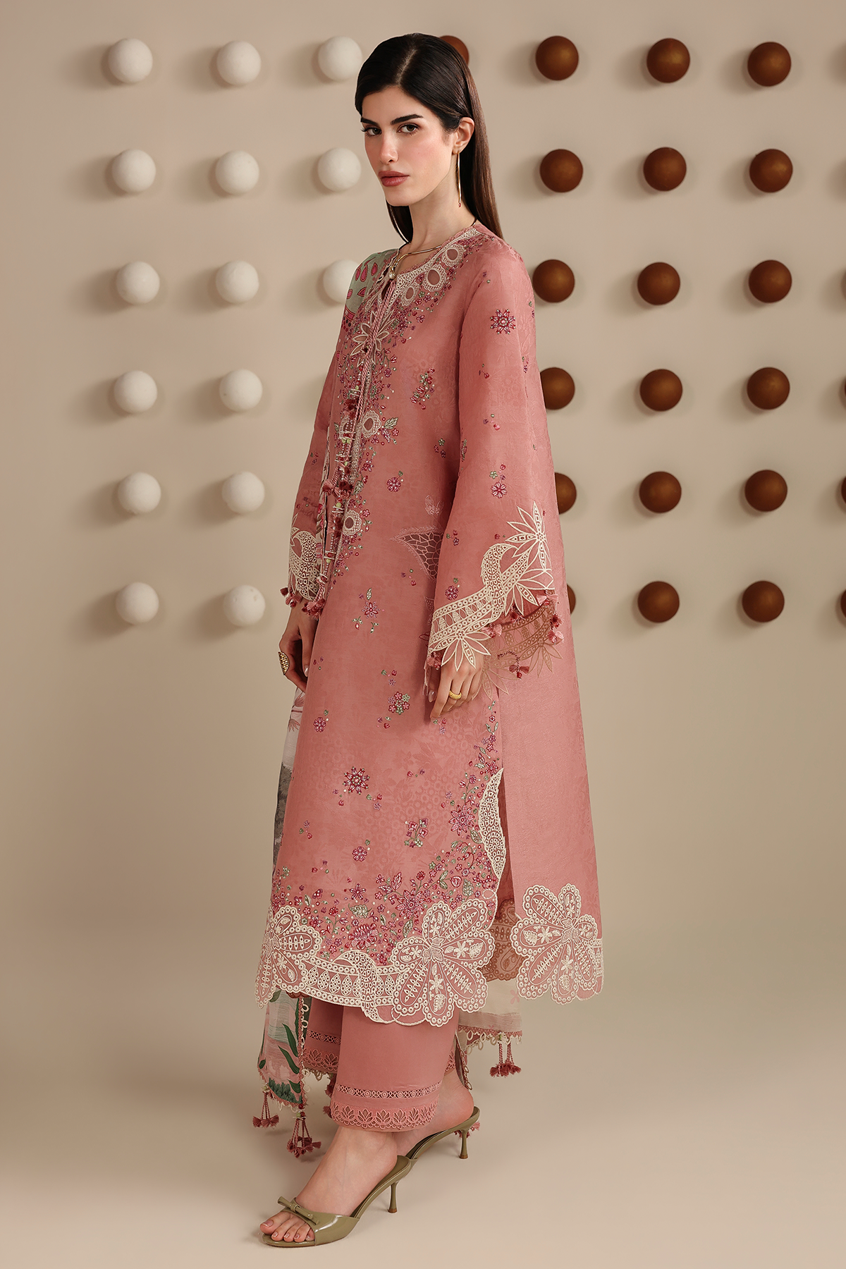 Iris Luxury Festive Lawn – IL26-D04