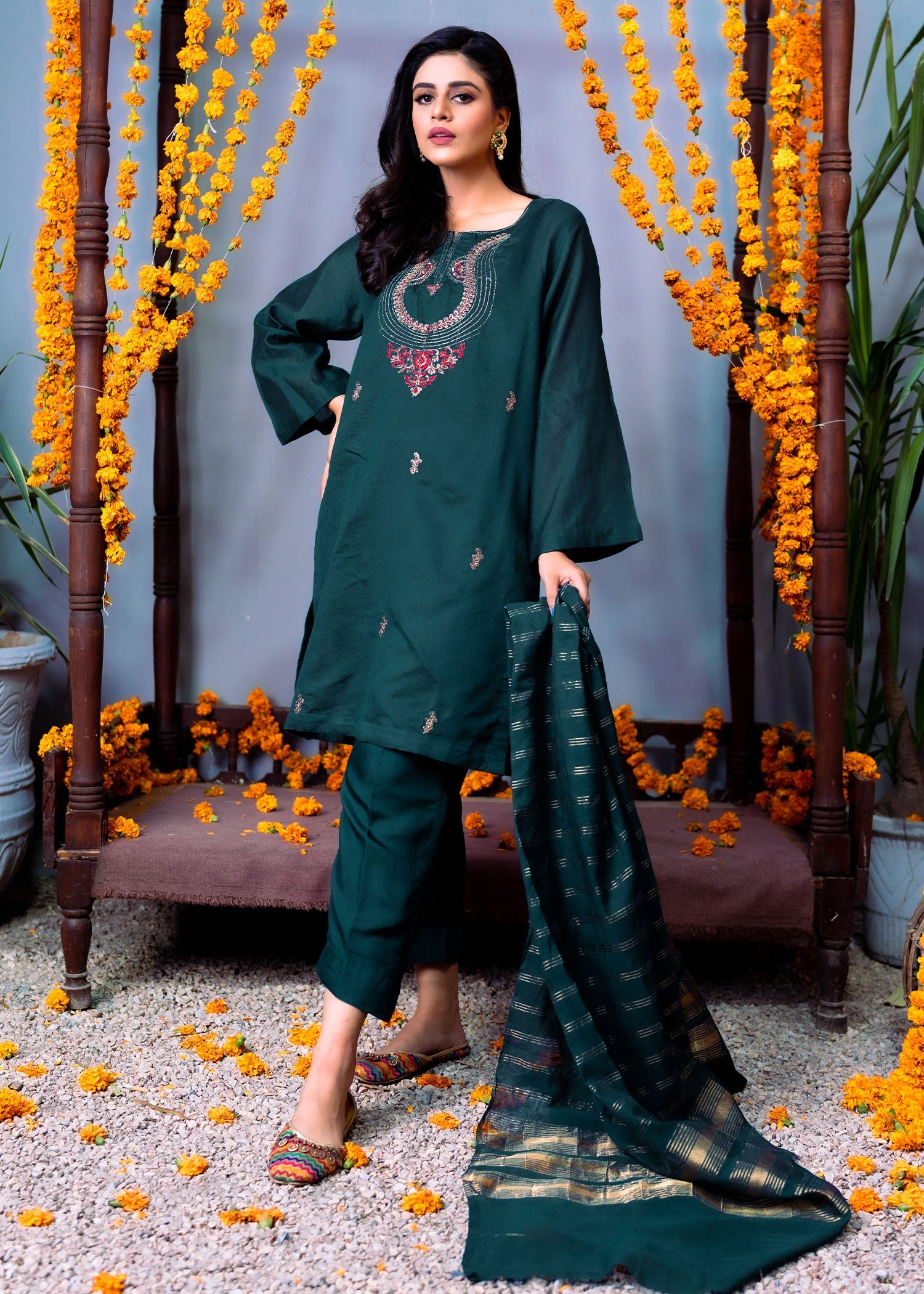 khaddi net Kurta Set in Dark green