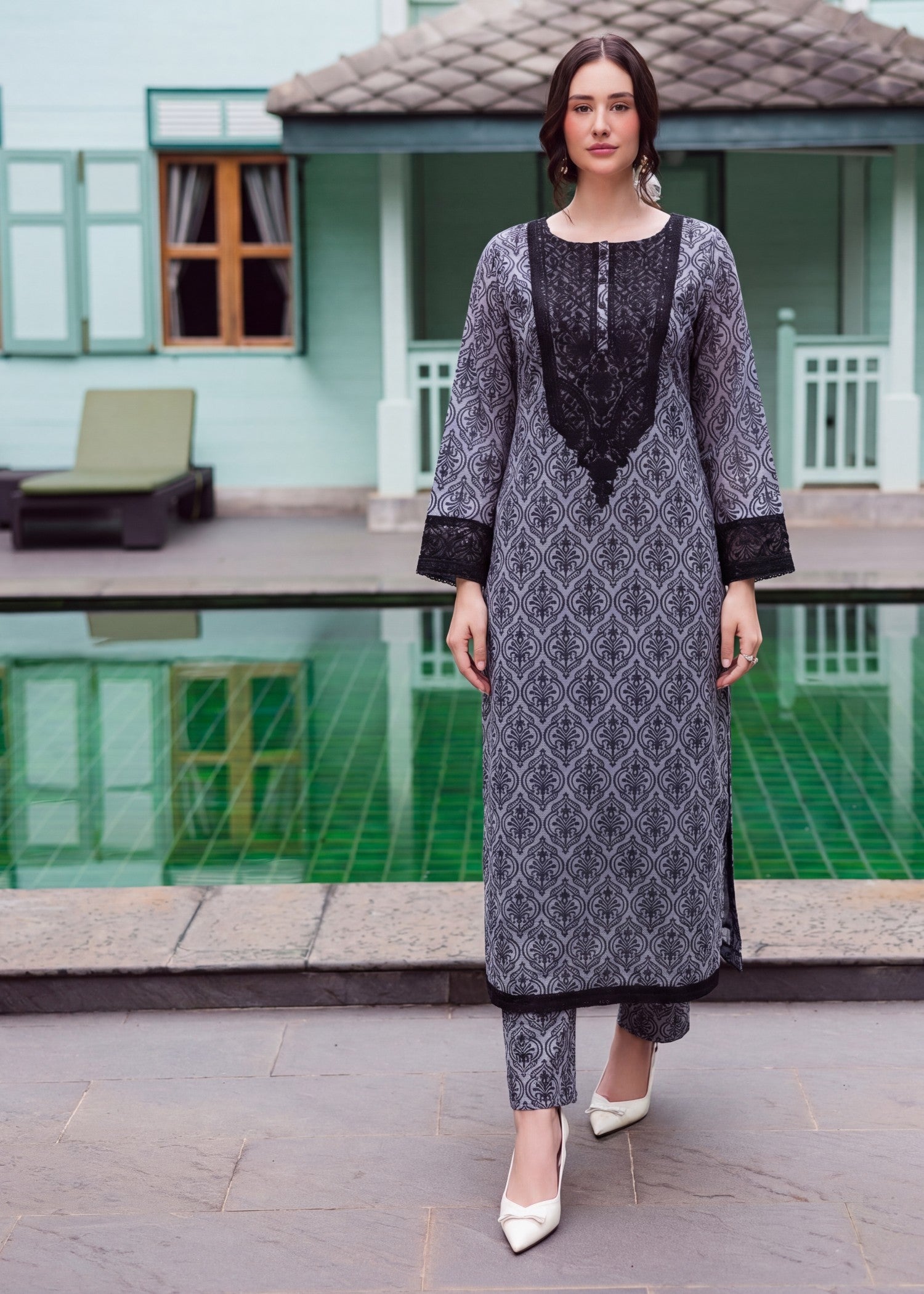 lawn Kurta Set in Dark grey