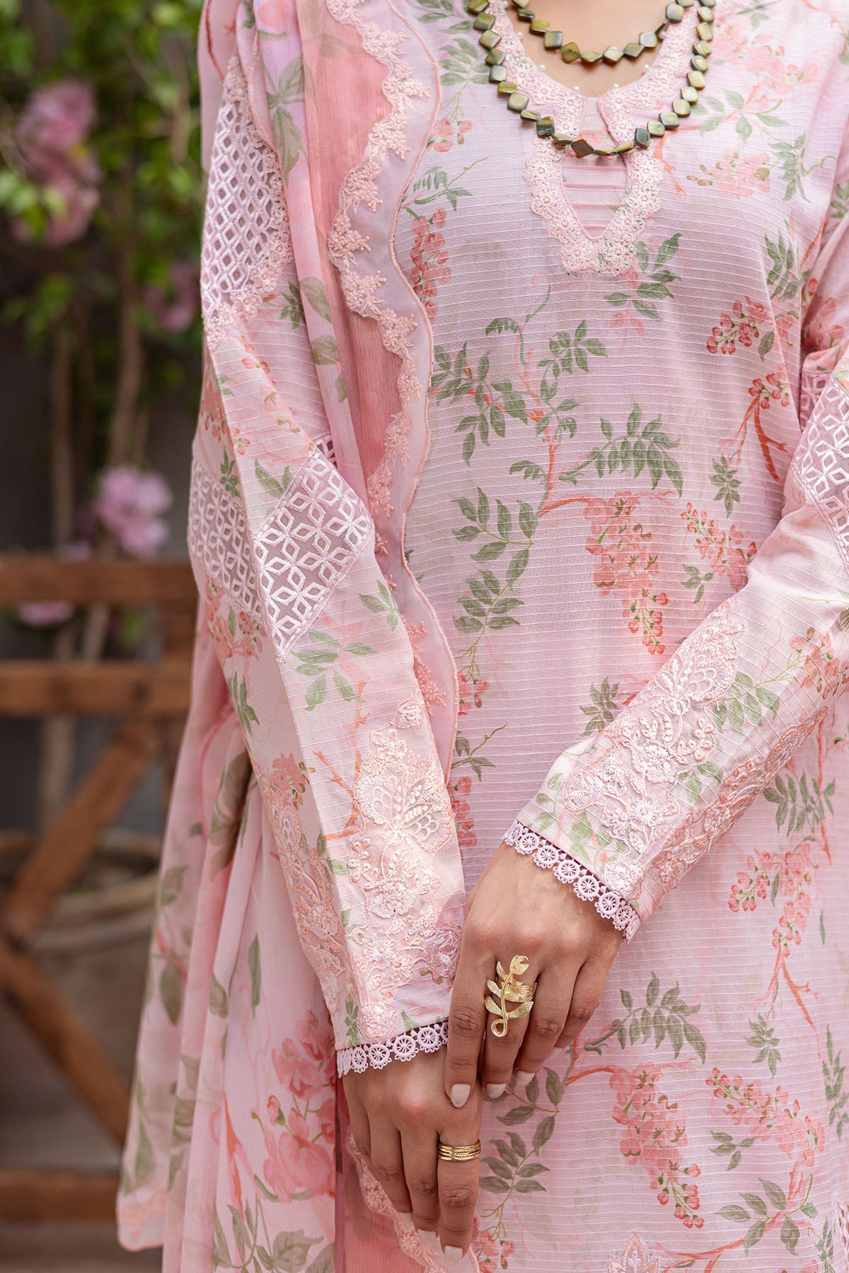 Bloom Lawn – BL-08