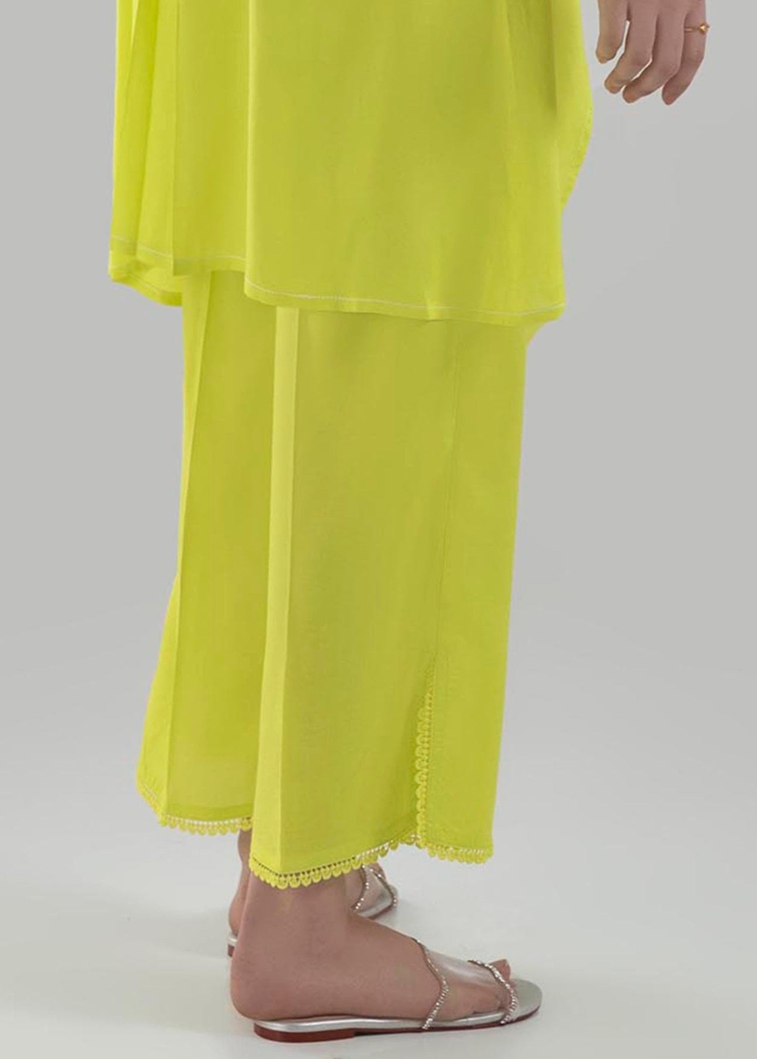 linen Trousers in Neon green