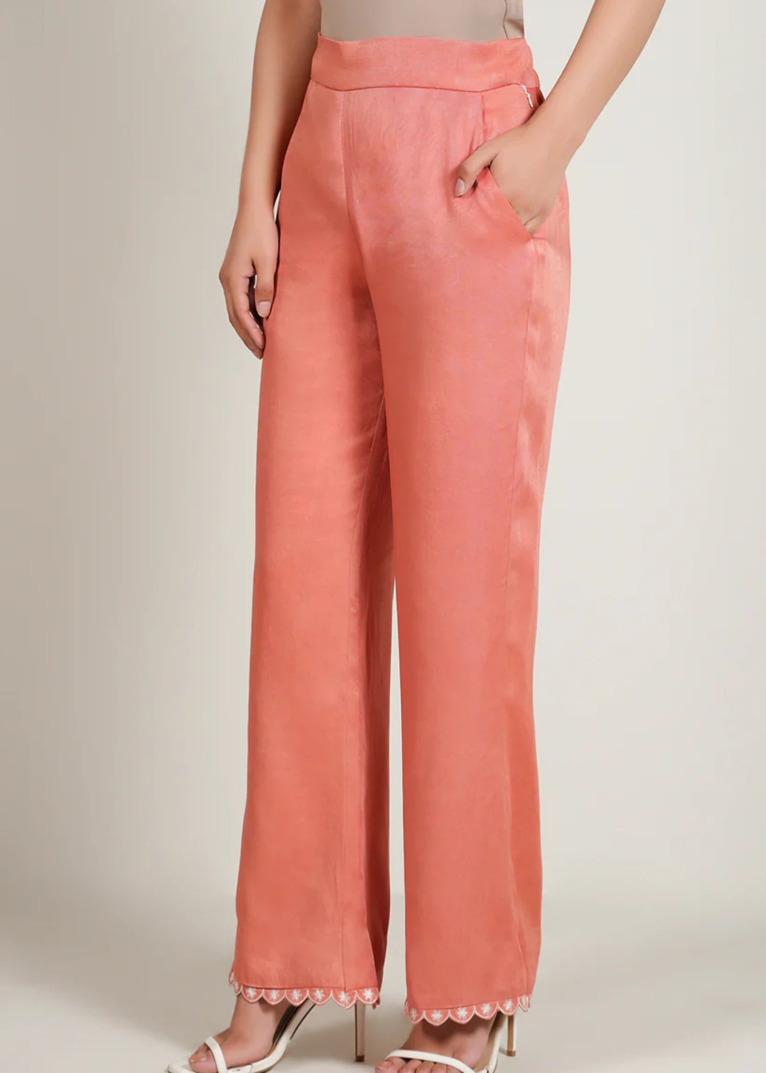 viscose Trousers in Peach pink