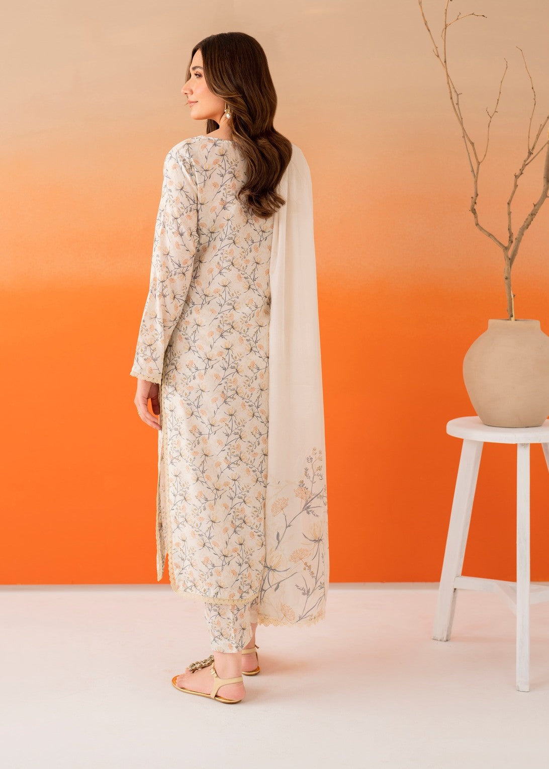cambric Kurta Set in Off-white