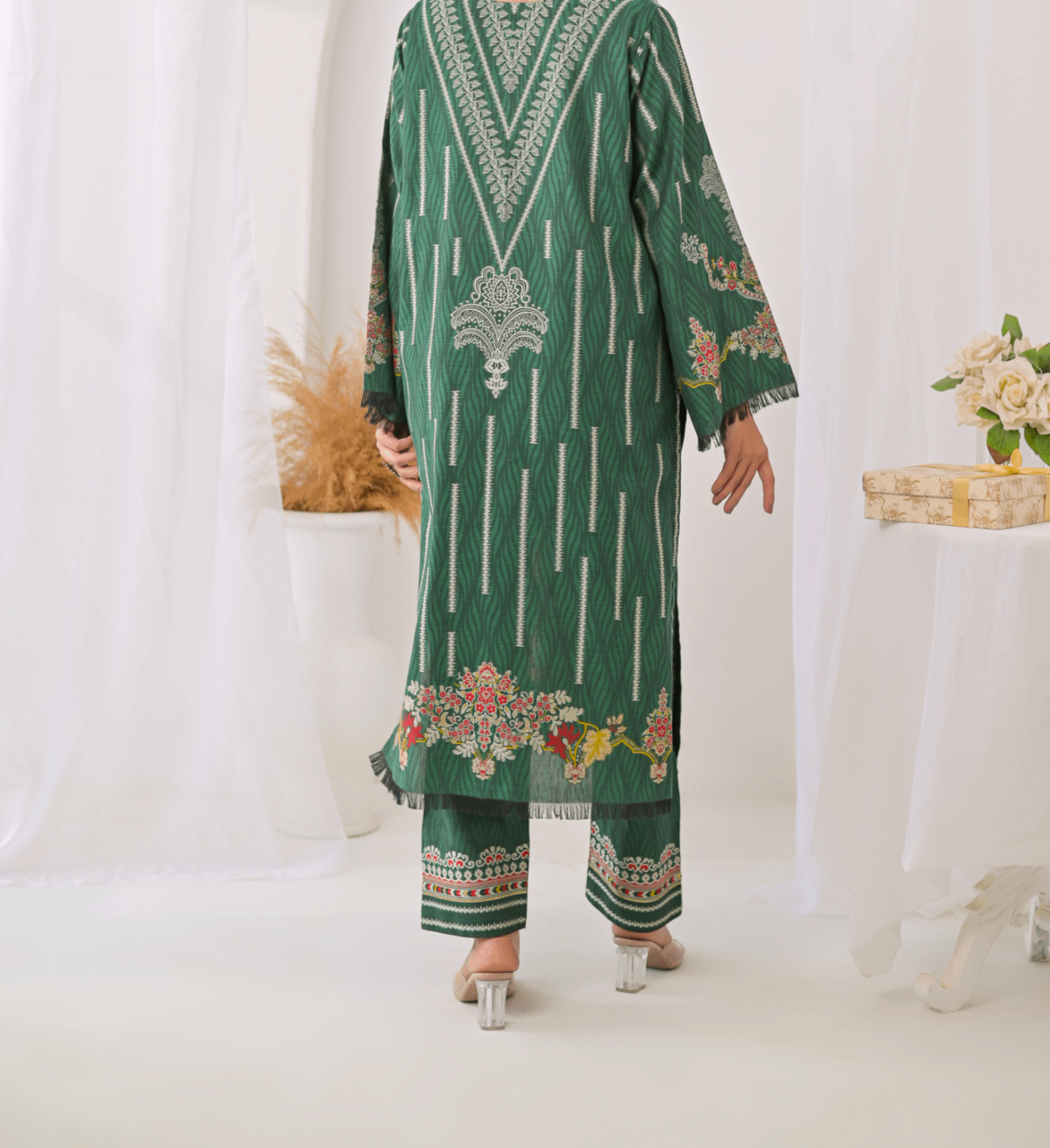 jacquard Kurta Set in Emerald green