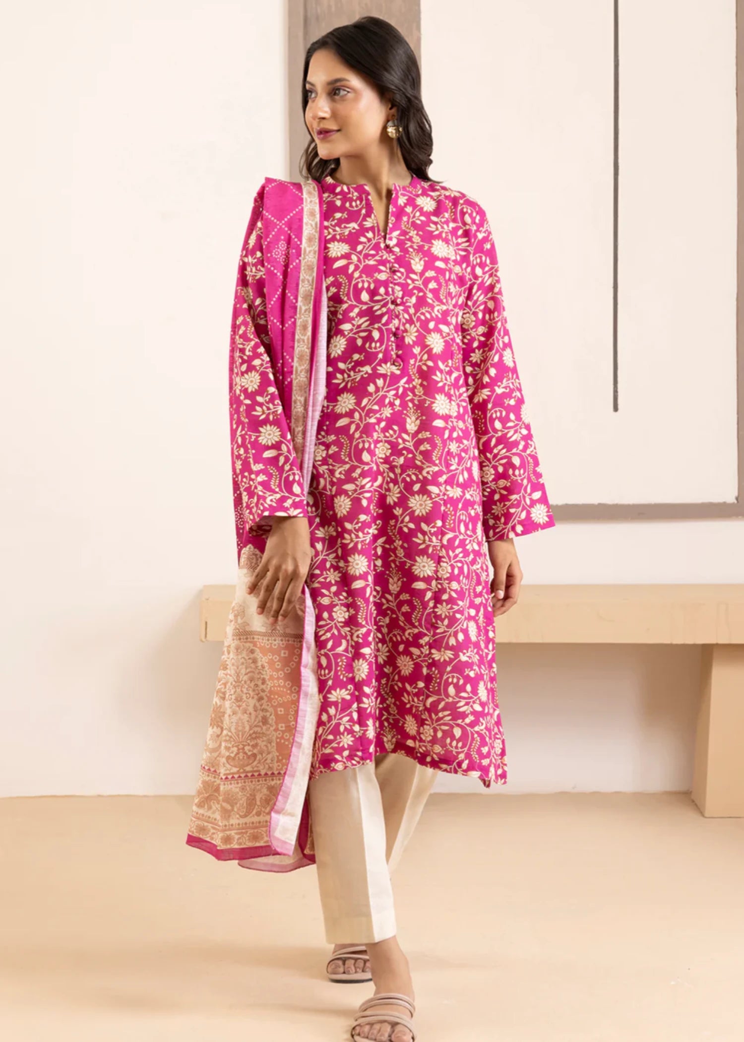 khaddar Kurta Set in Hot pink