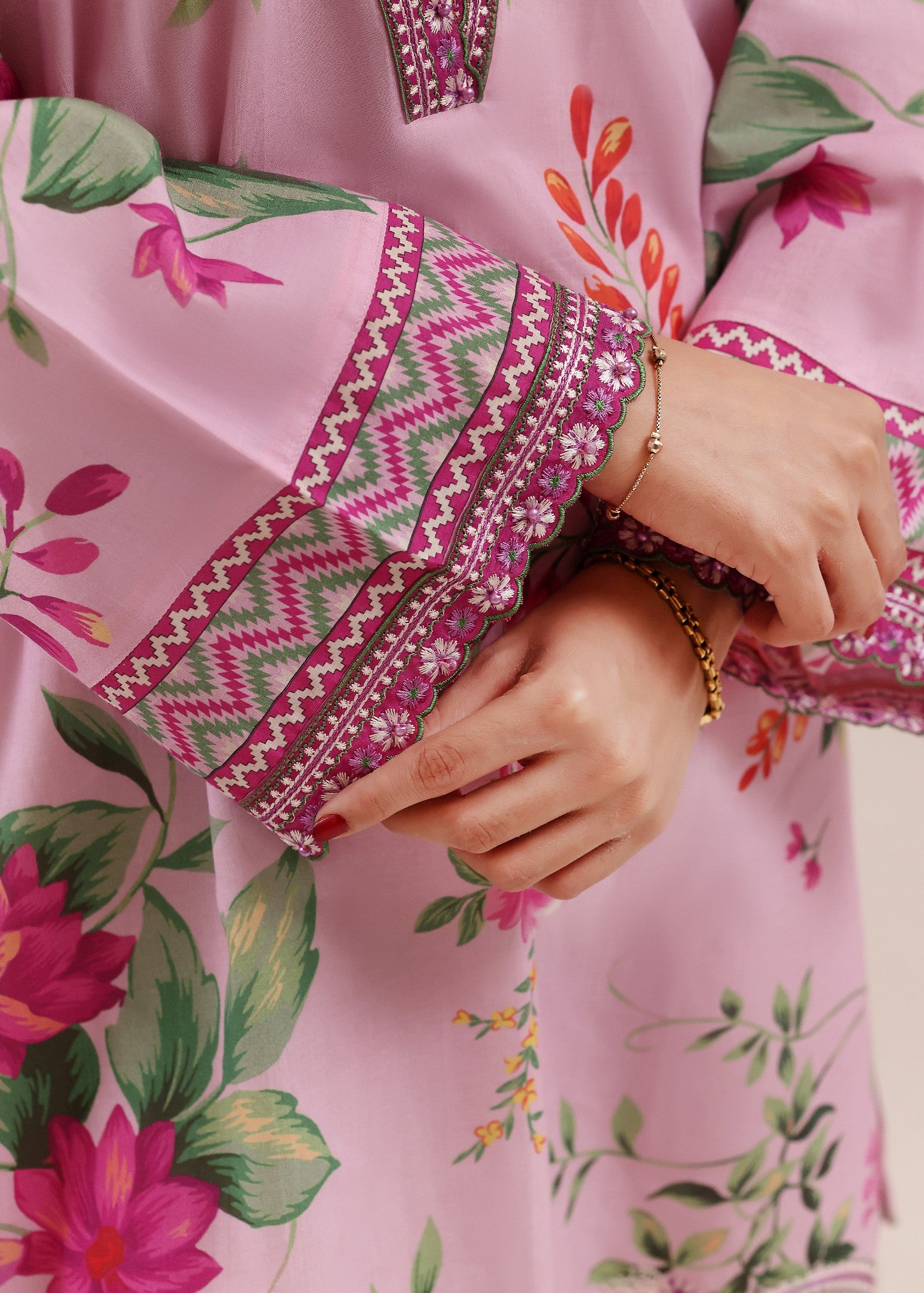 lawn Kurta Set in Lavender pink