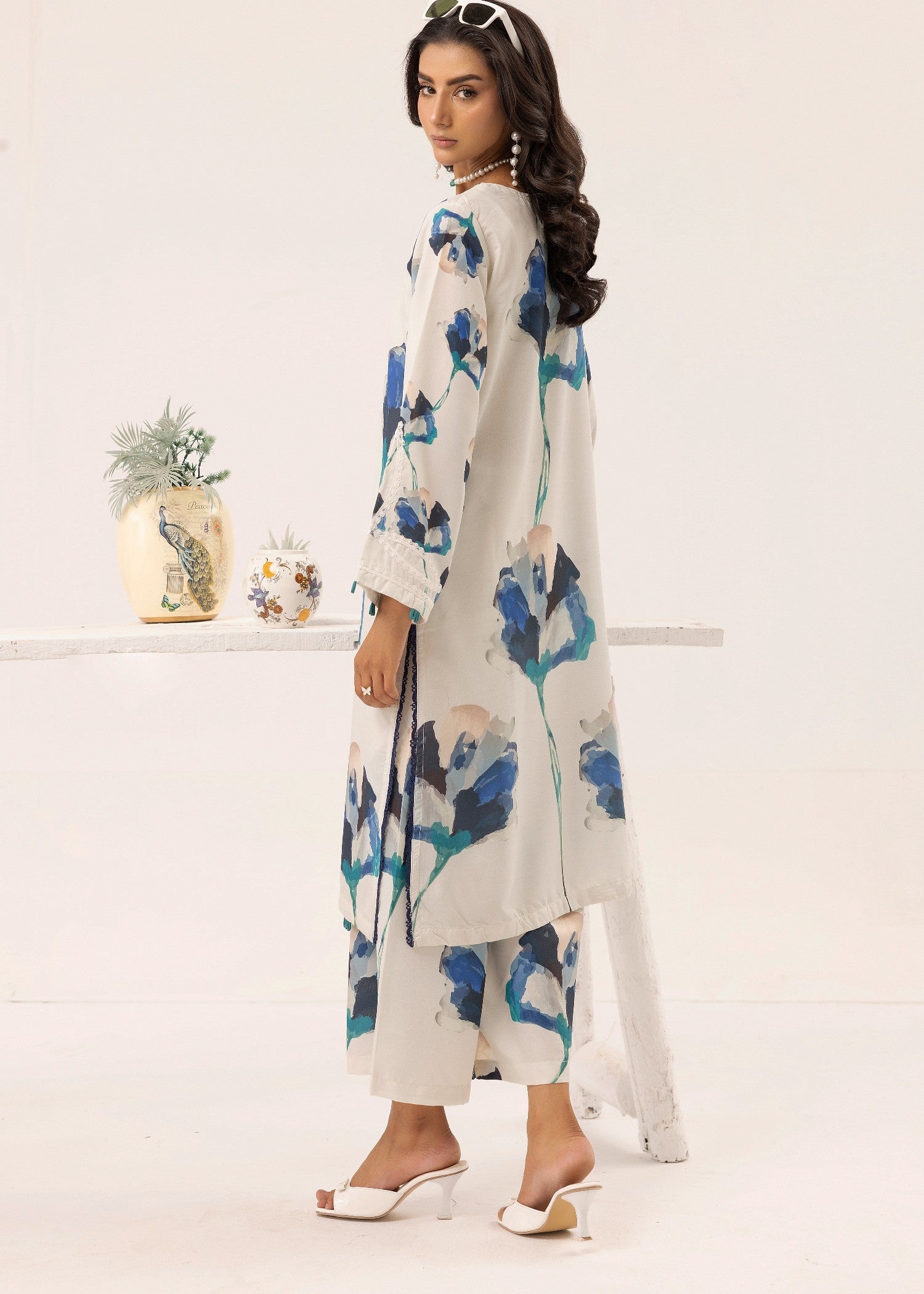 lawn Co Ord Sets in Navy blue, ivory