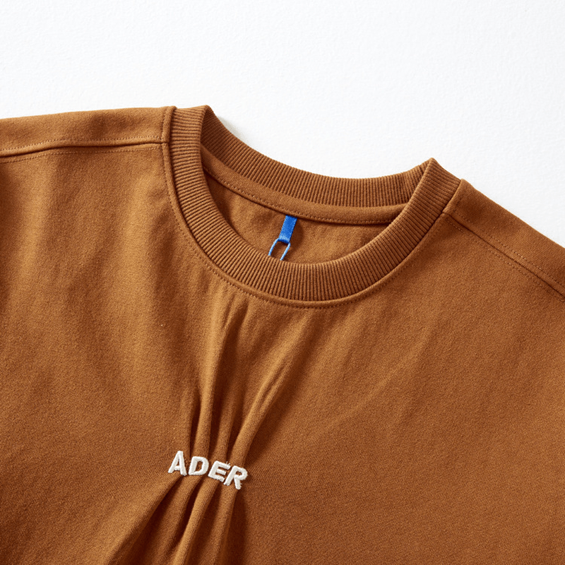 Personalized Chest Embroidered Small Letter Pleated Sweatshirt