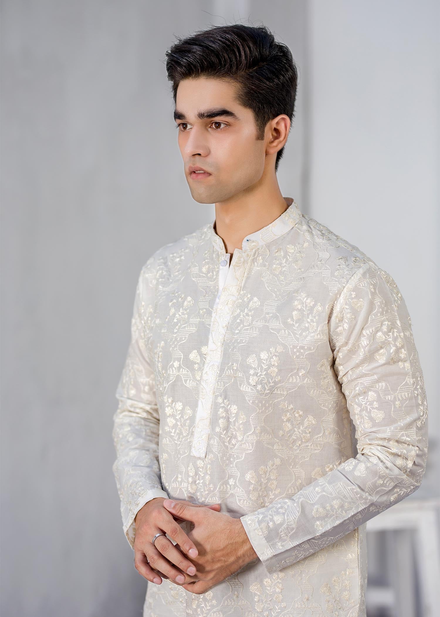wash & wear Kurta Set in Off-white