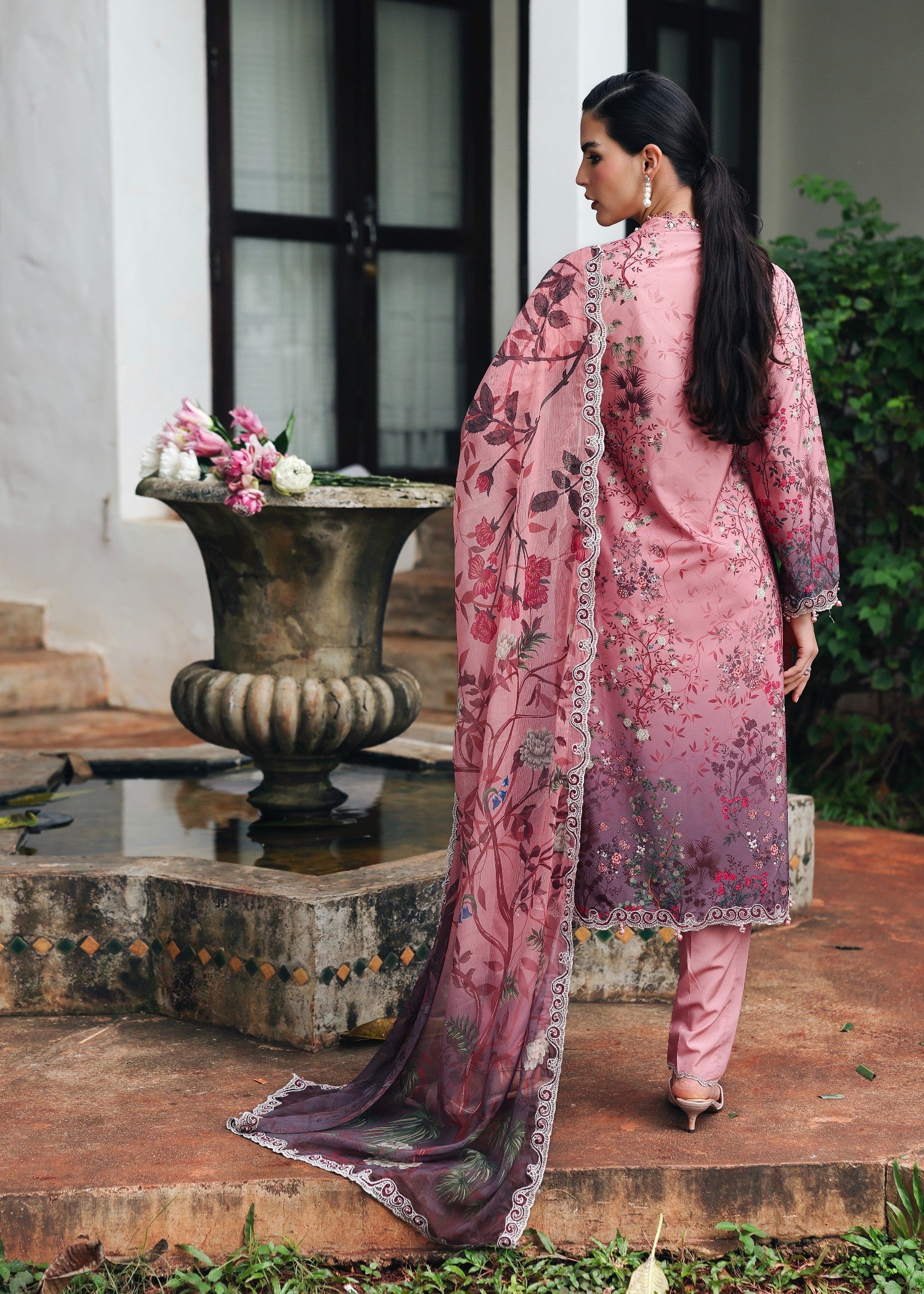 crepe silk Kurta Set in Pink