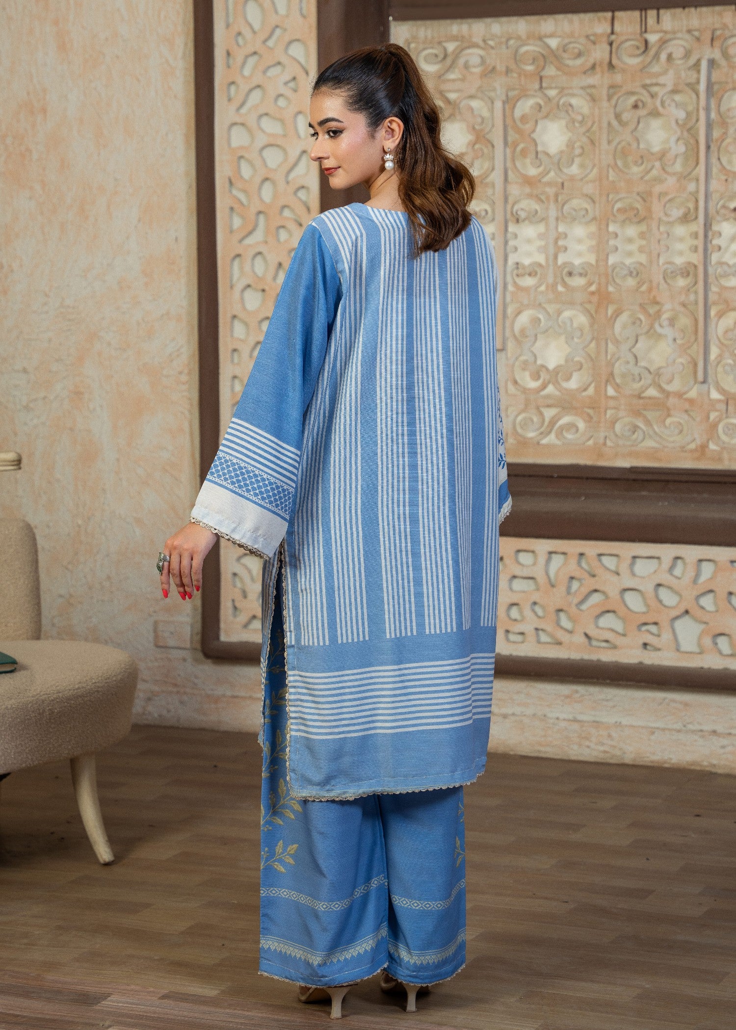 poly viscose Kurta Set in White, blue lagoon