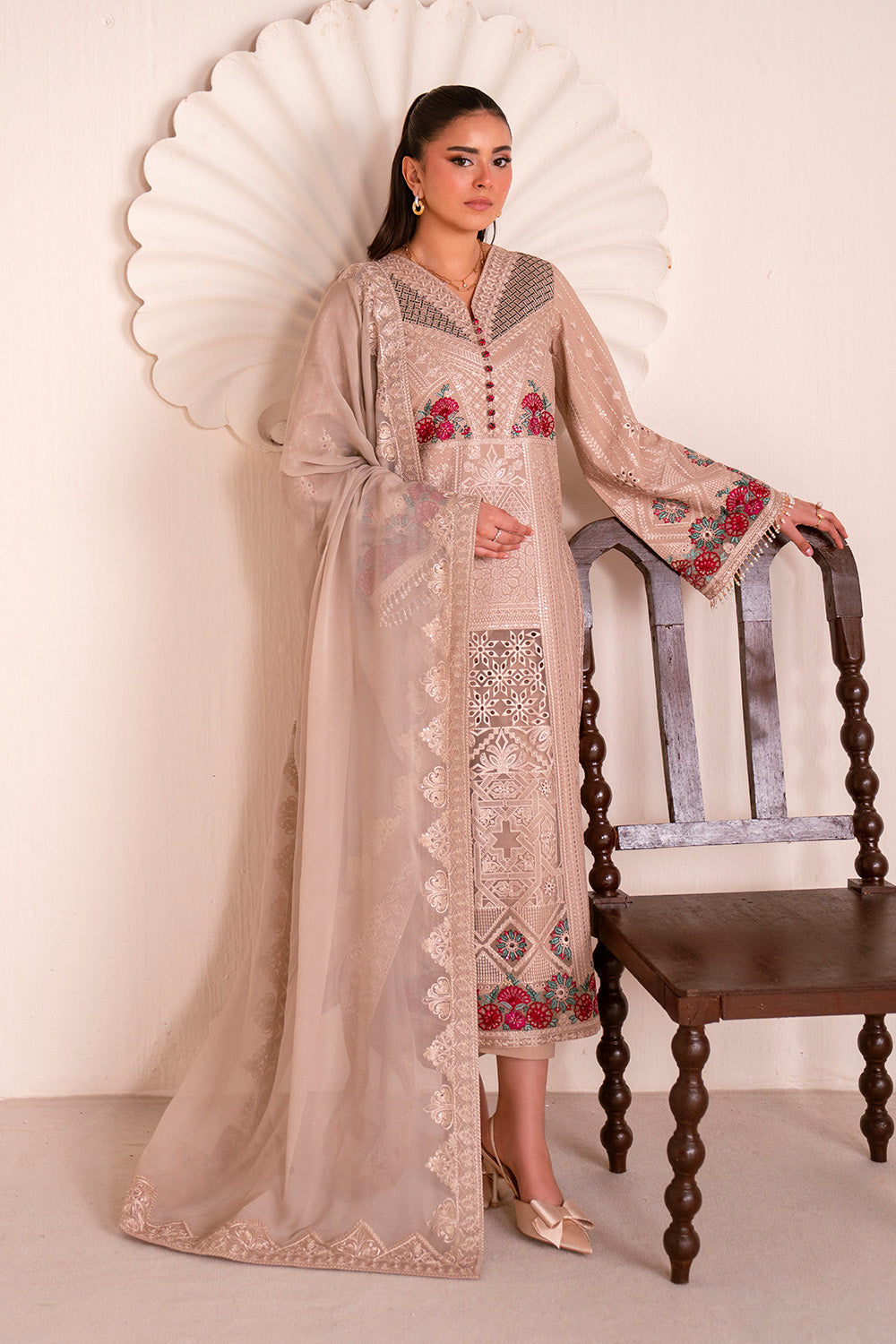 Bloom Poise Lawn Edit – ELODIE - MSU0688
