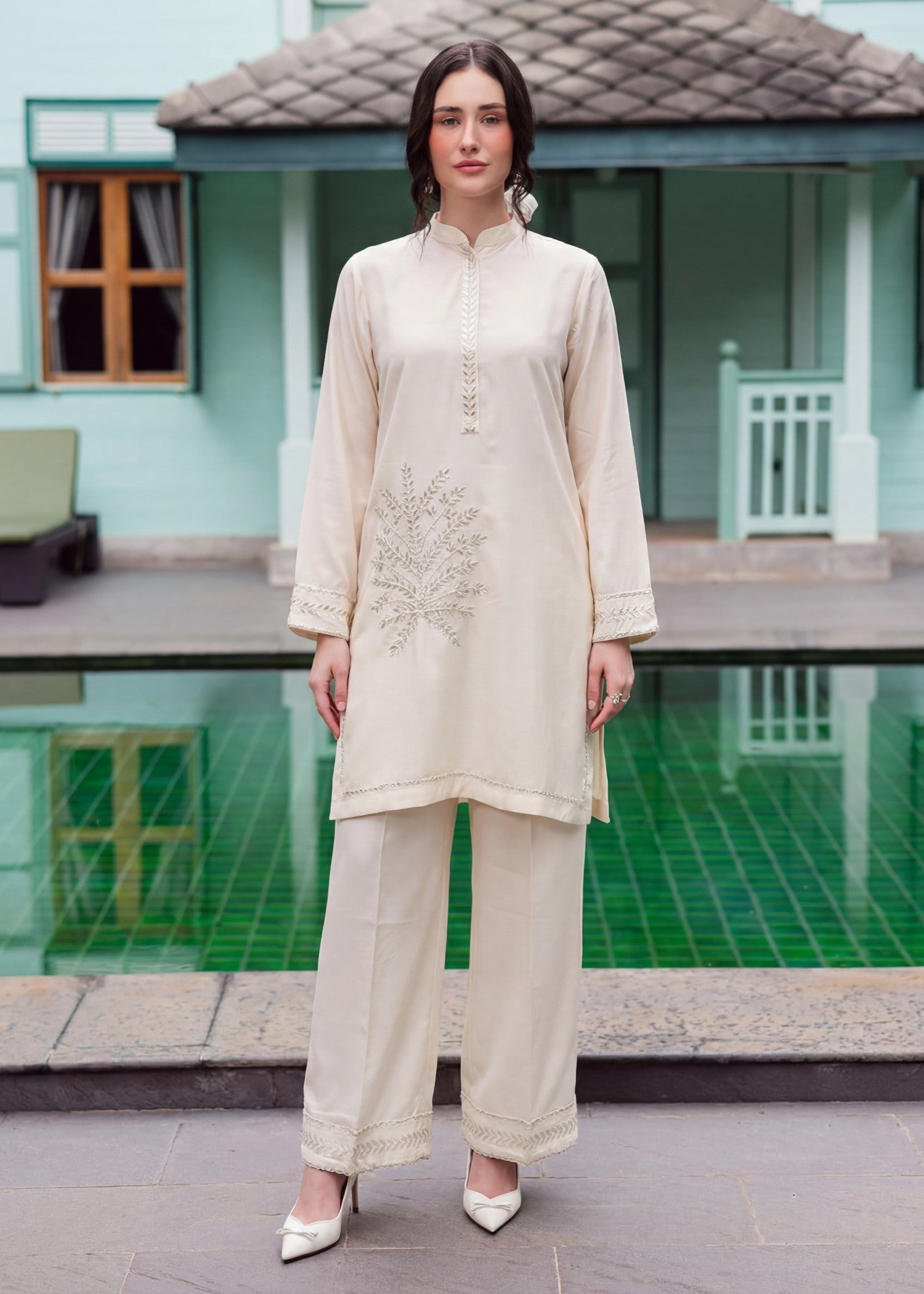 dhanak Kurta Set in Off-white