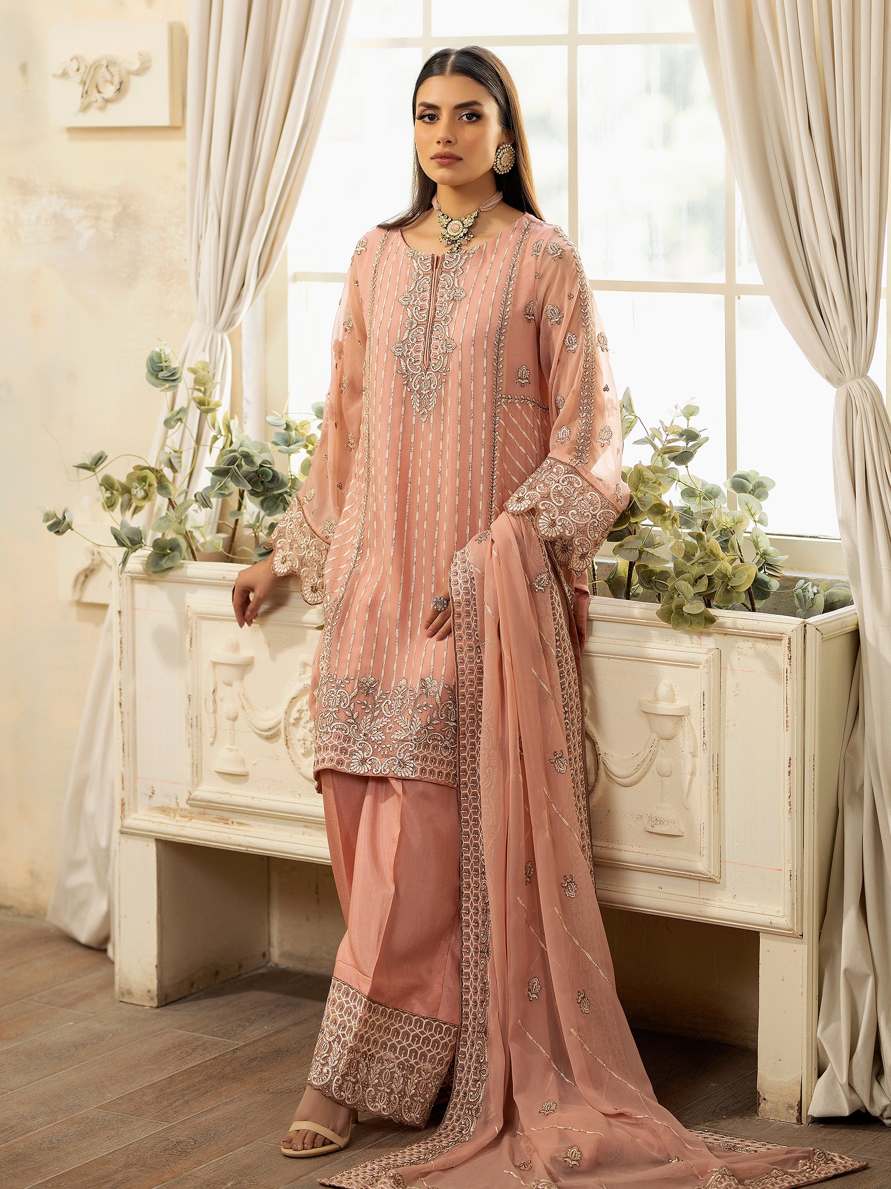 bemberg crinkle chiffon Kurta Set in Pink