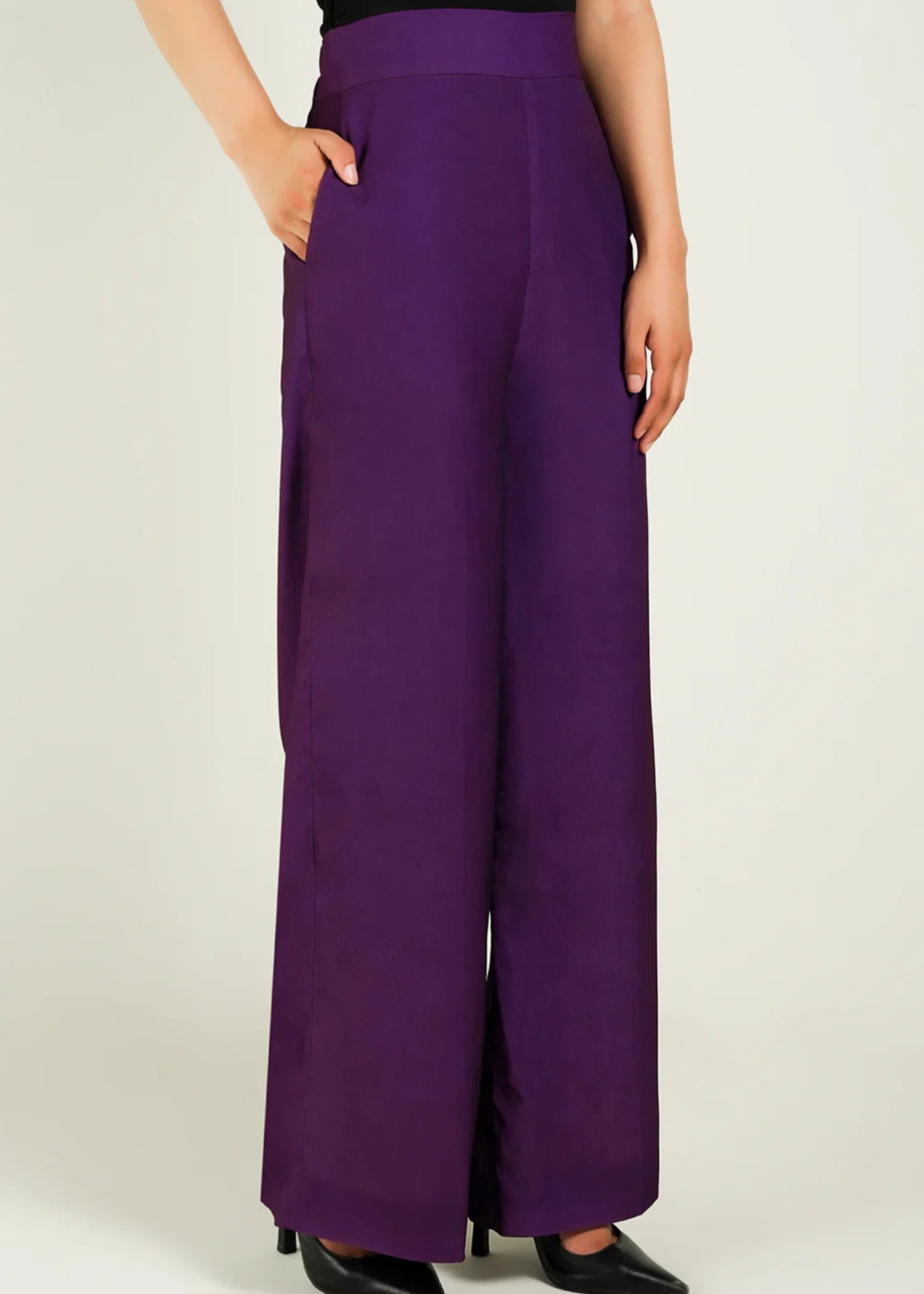 crepe Pants in Blue