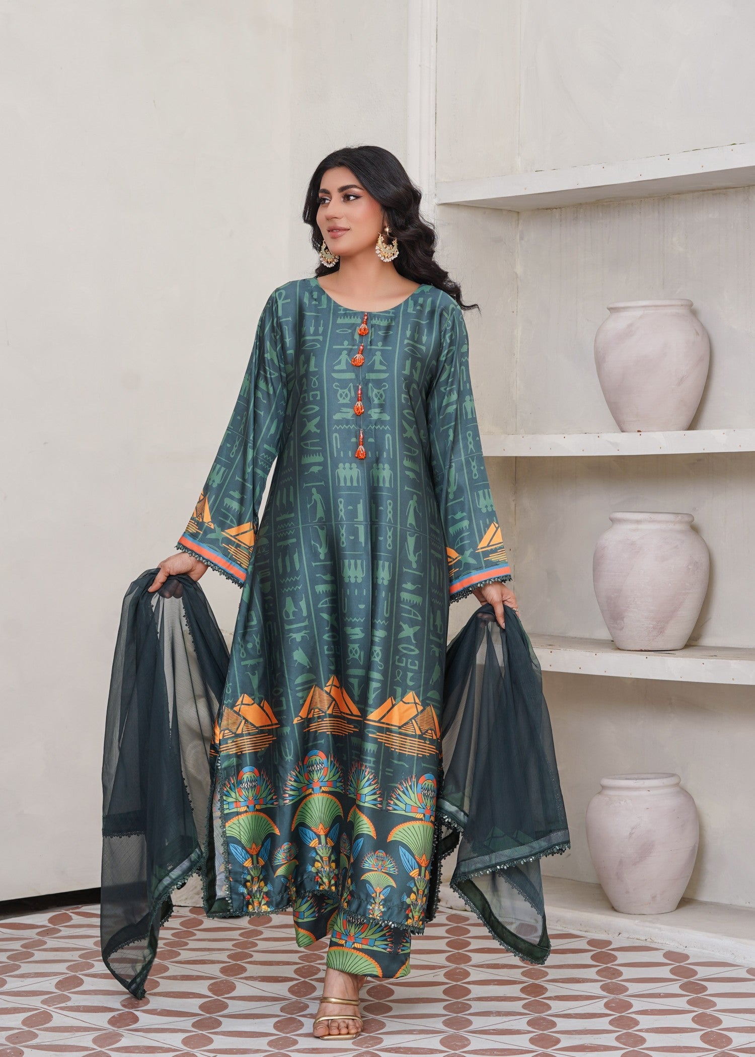 charmuse/shamooz Kaftan in Bottle green, marigold