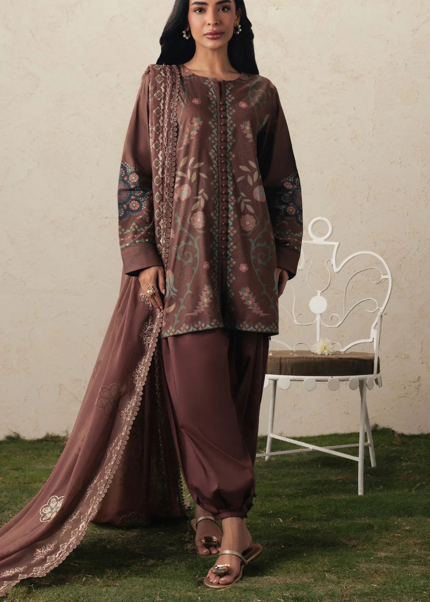 cambric Unstitched in Chocolate brown