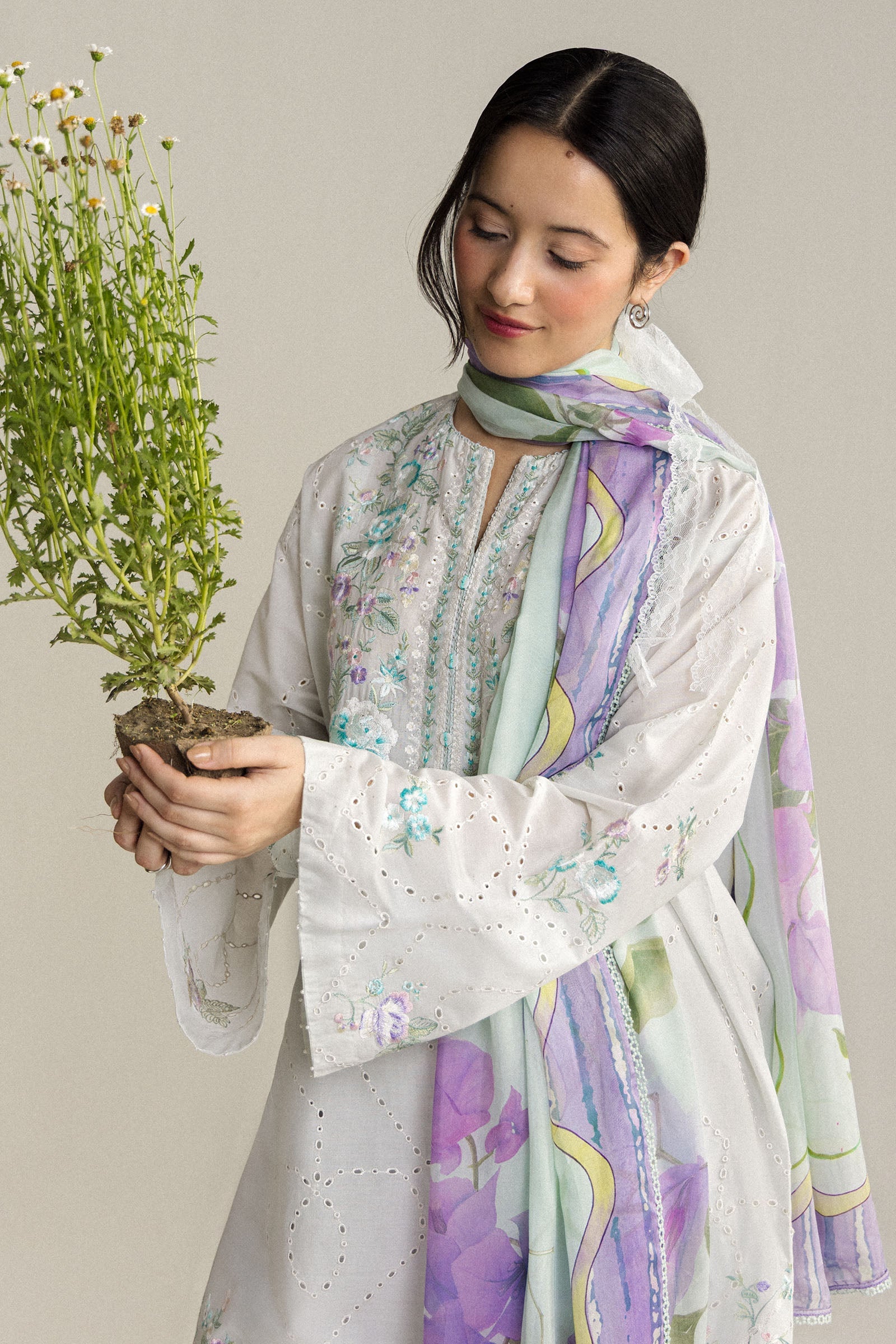 Coco Lawn Edit II – Lune-2A