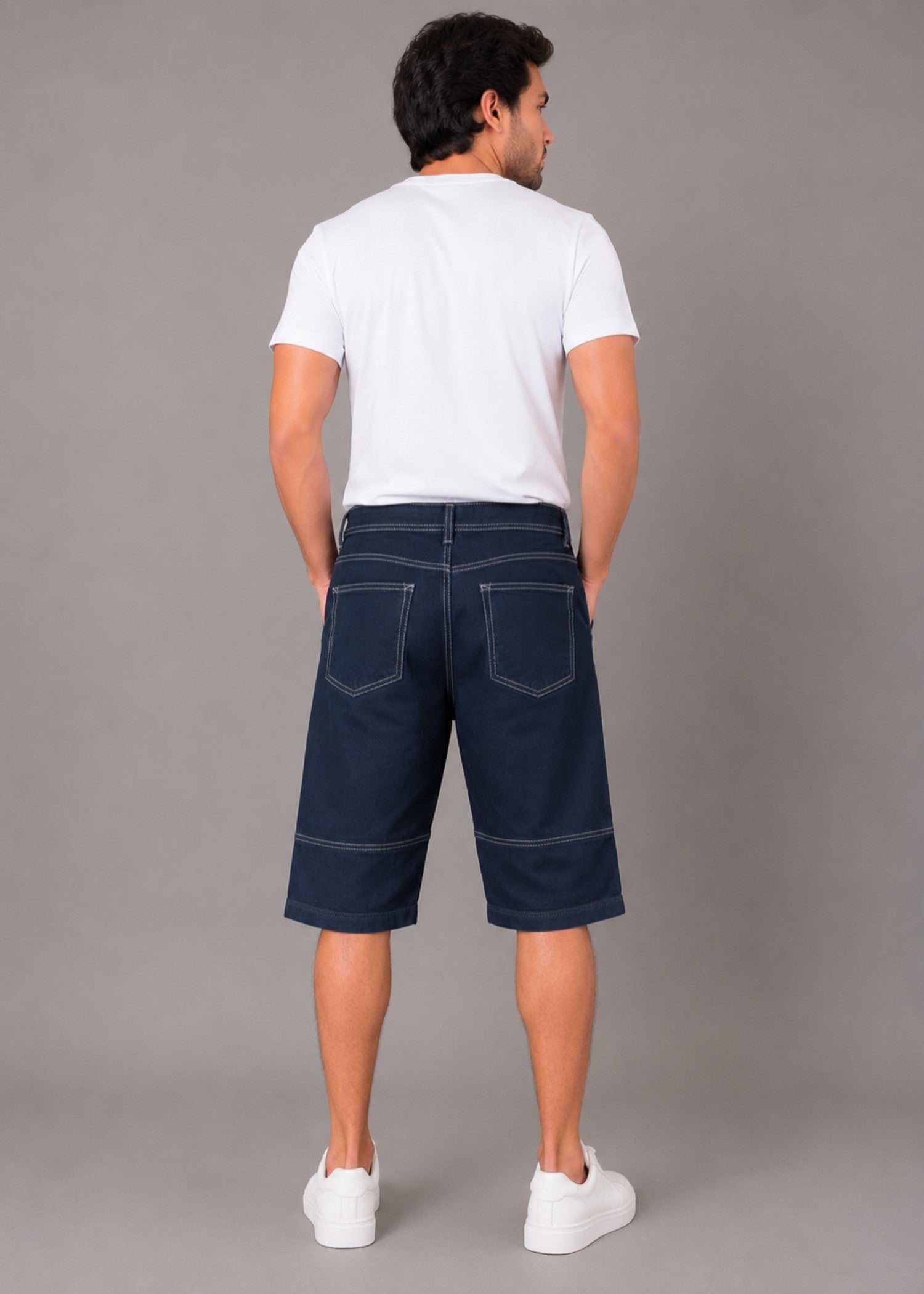 denim Shorts in Prussian blue