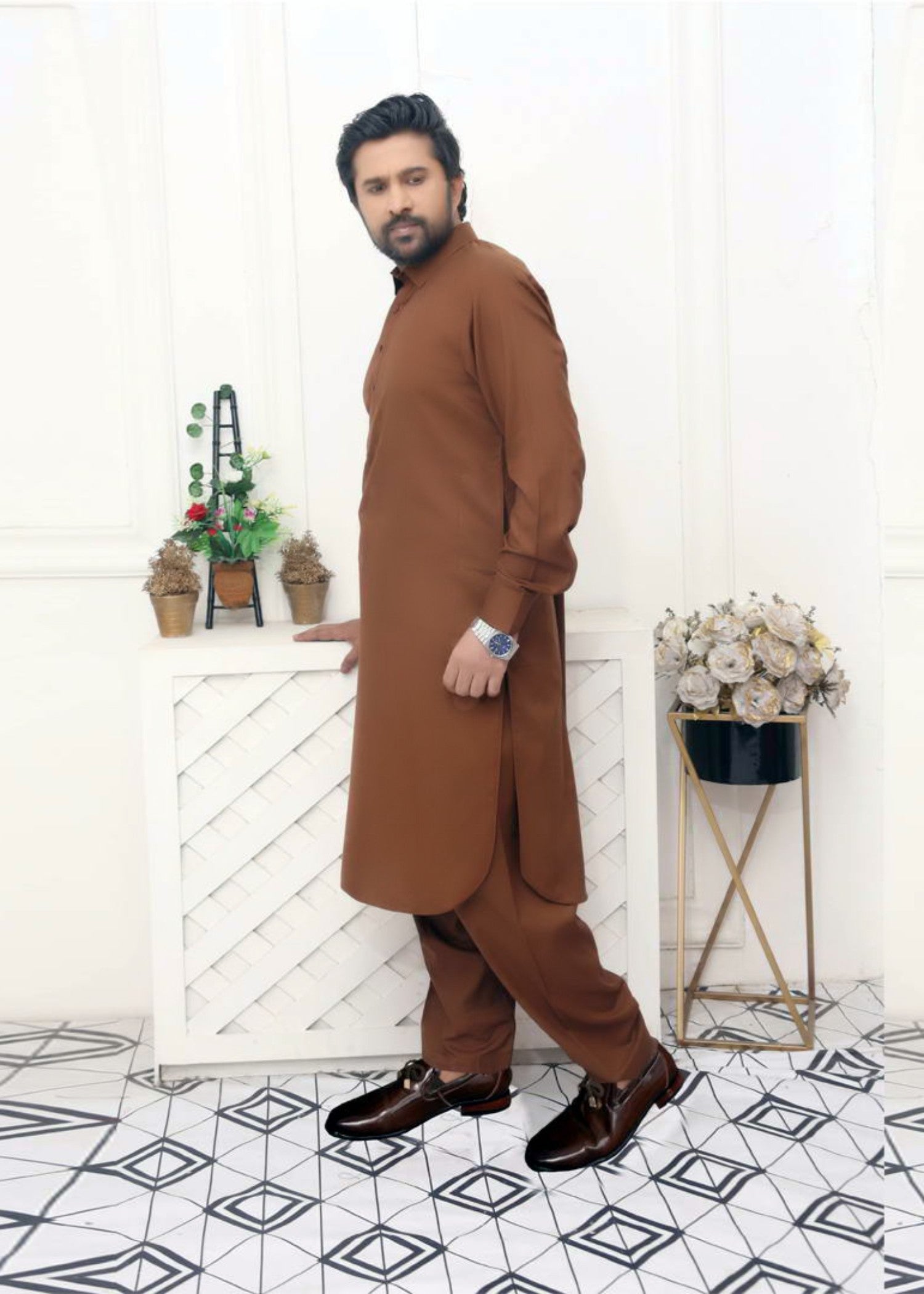 wash & wear Shalwar Kameez in Rustic brown