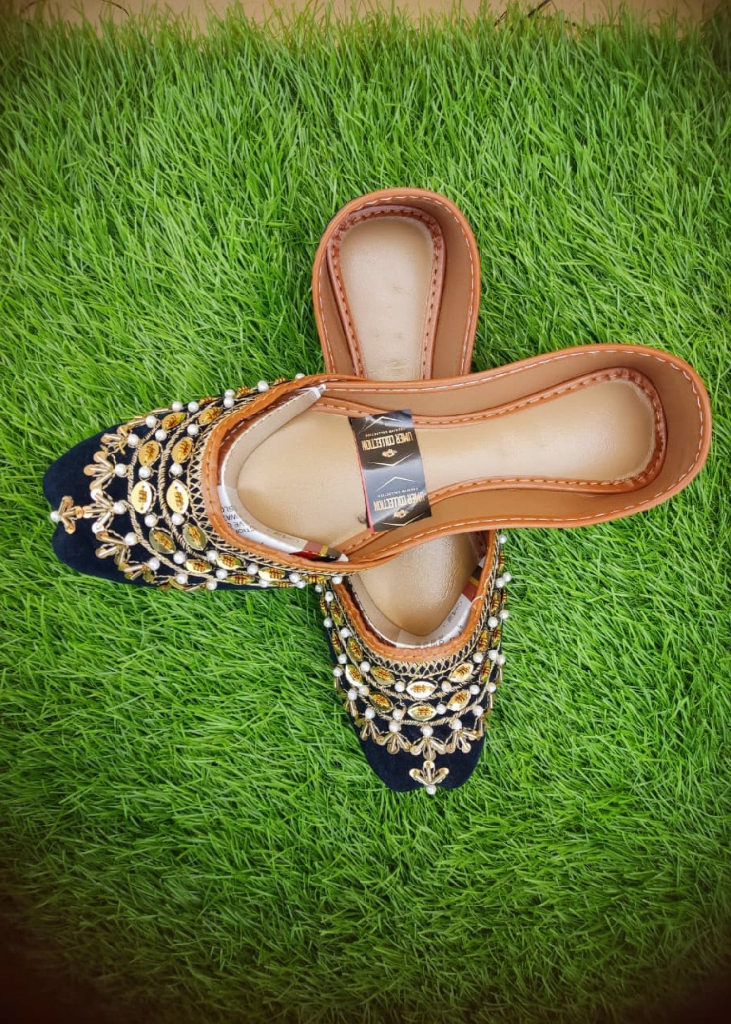 Khussa in Navy blue by - High Quality Women Khussa PEO3647