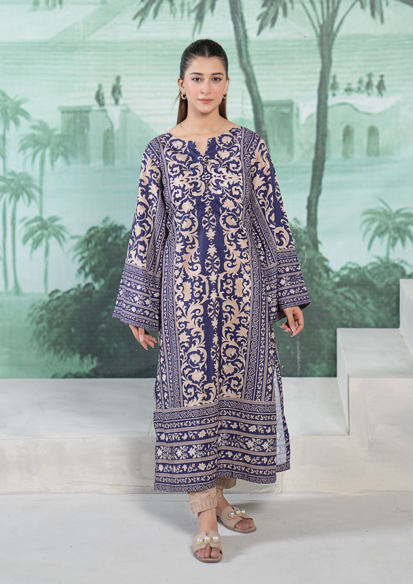 arabic lawn Kaftan in Navy blue