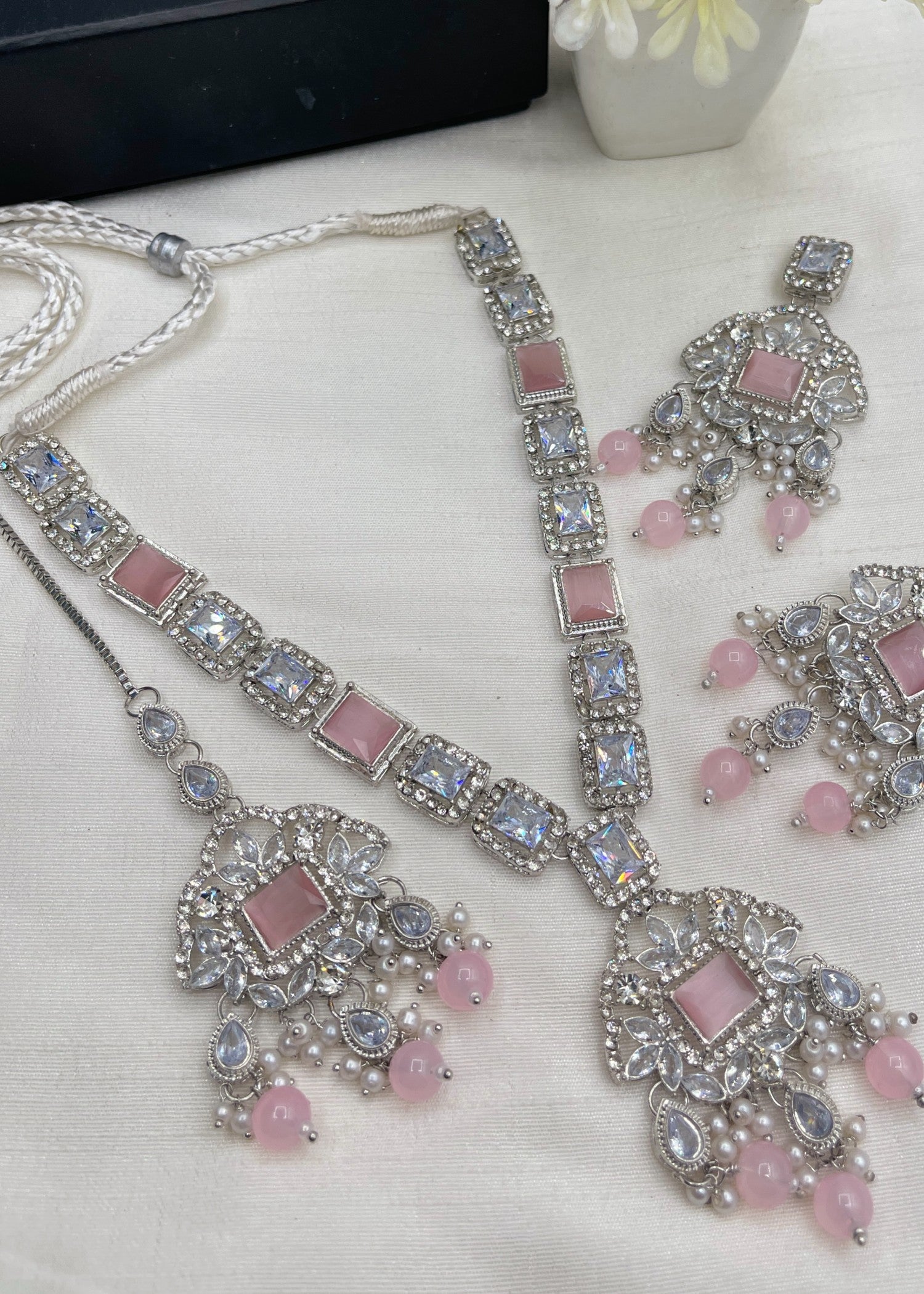 Jewelry Set in Pink, silver Color by - Trendy Women Jewelry Set SAU4314