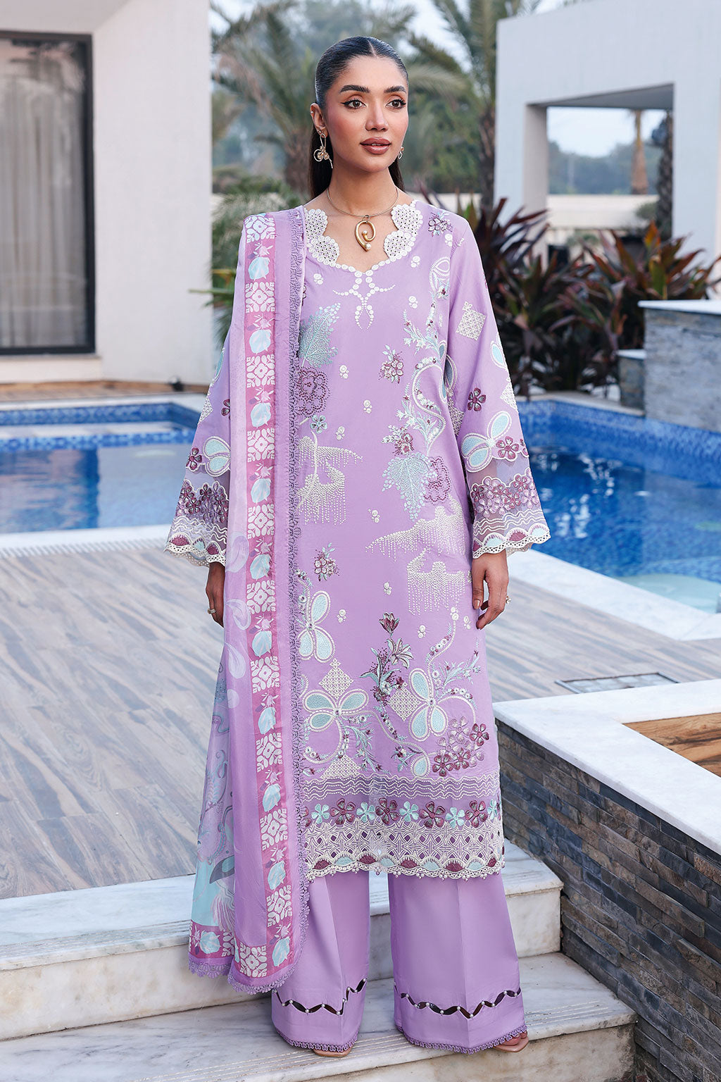 Andaaz Luxury Lawn – Z-1407