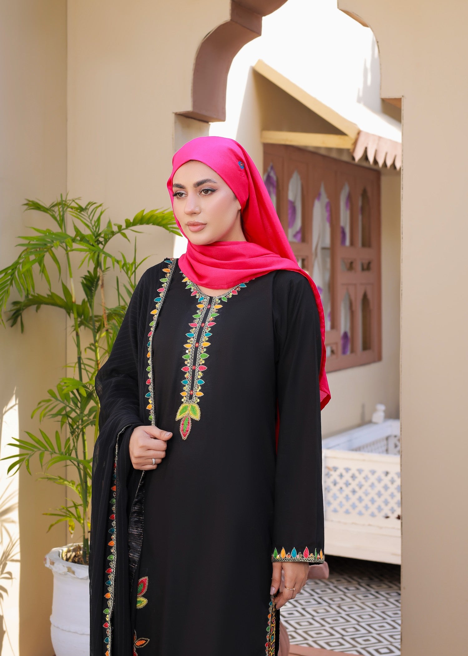 arabic lawn Kurta Set in Jet black