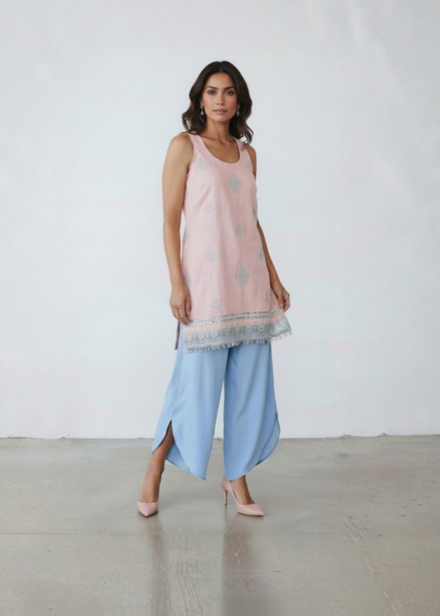 silk Trousers in Ice blue