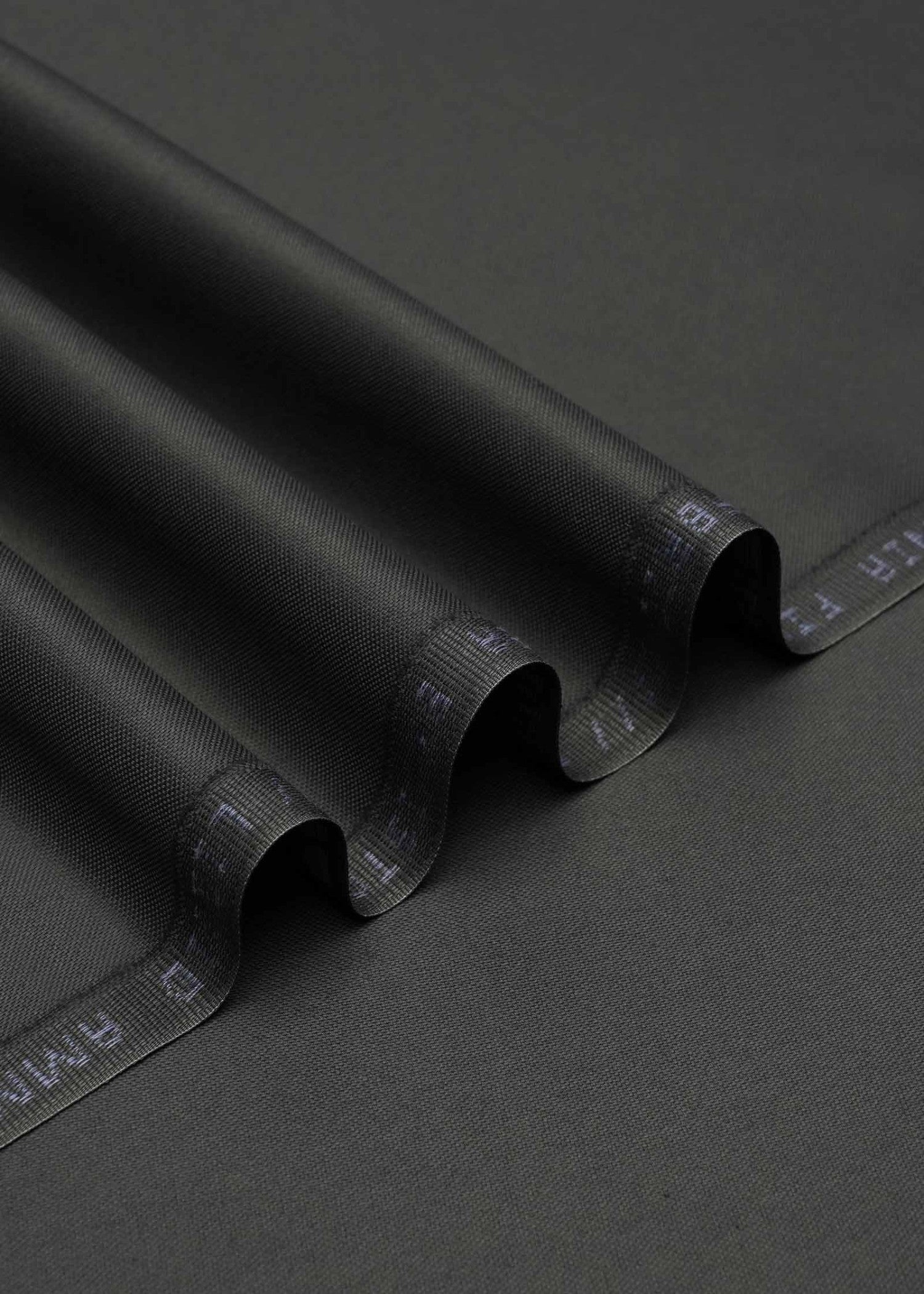 cotton Unstitched in Black olive