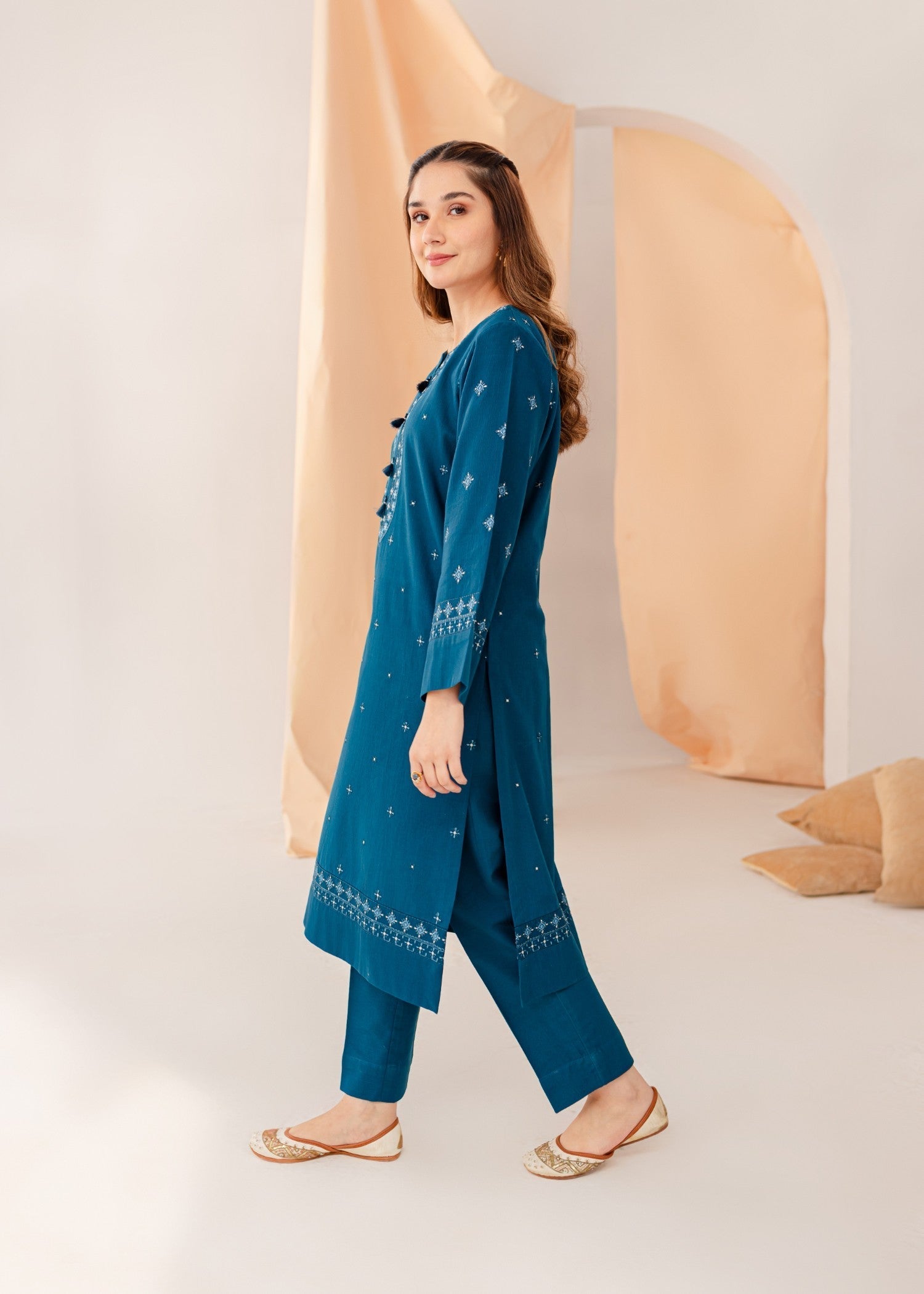 khaddar Kurta Set in Blue