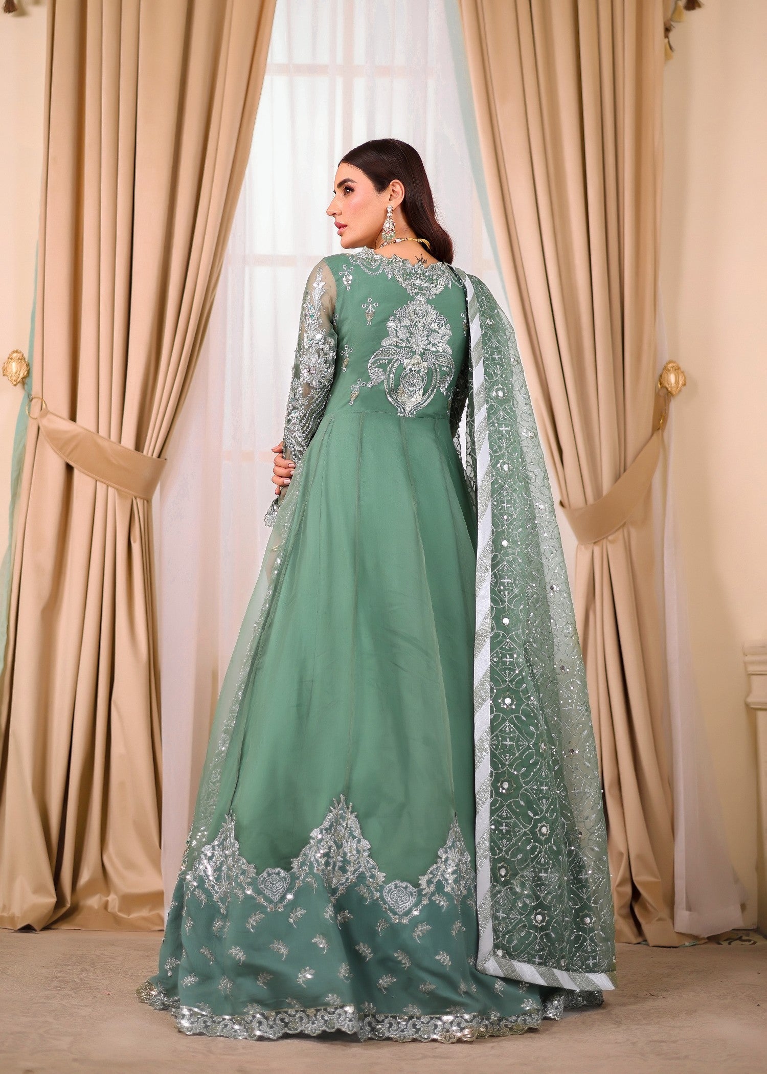 organza Maxi in Parrot green