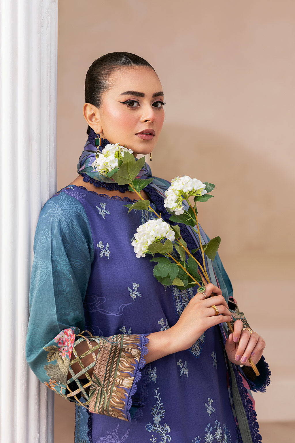 Mashaal Lawn – L-1412