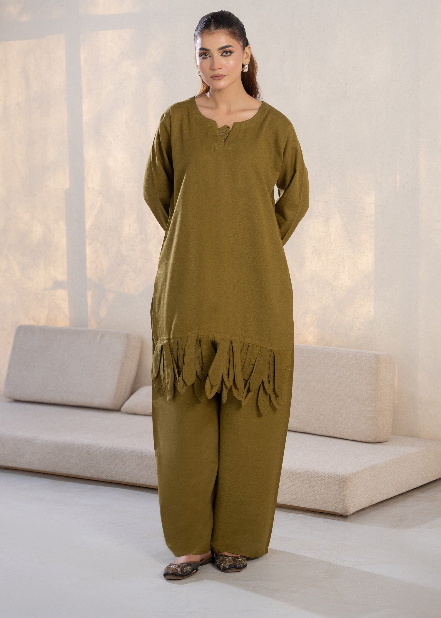 slub khaddar Kurta Set in Olive green