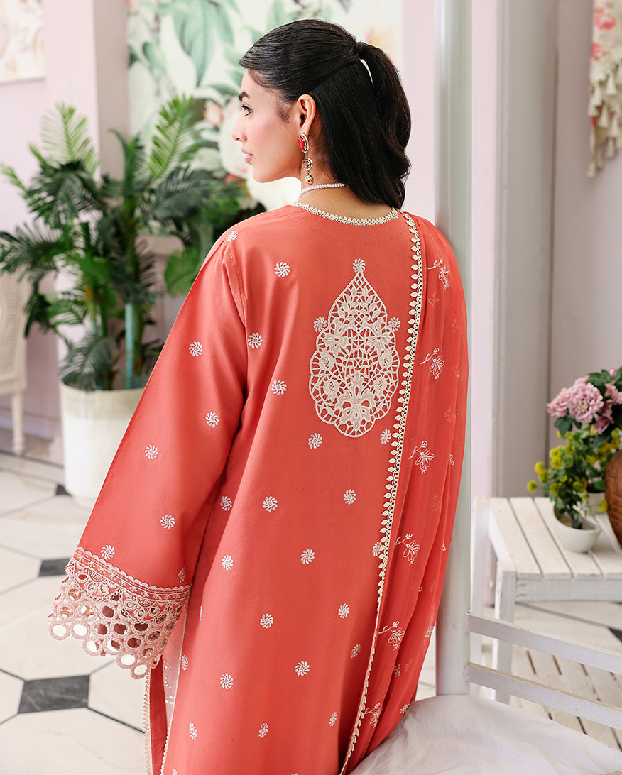 Summer Chikankari Lawn Edit – Soleil Blanc