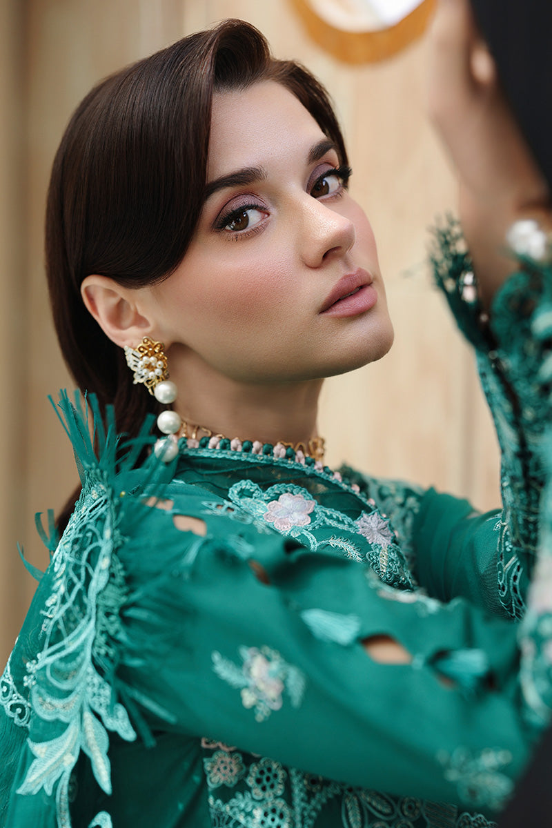 Chikankari Eid Edit Lawn – CM-07 ROGUE
