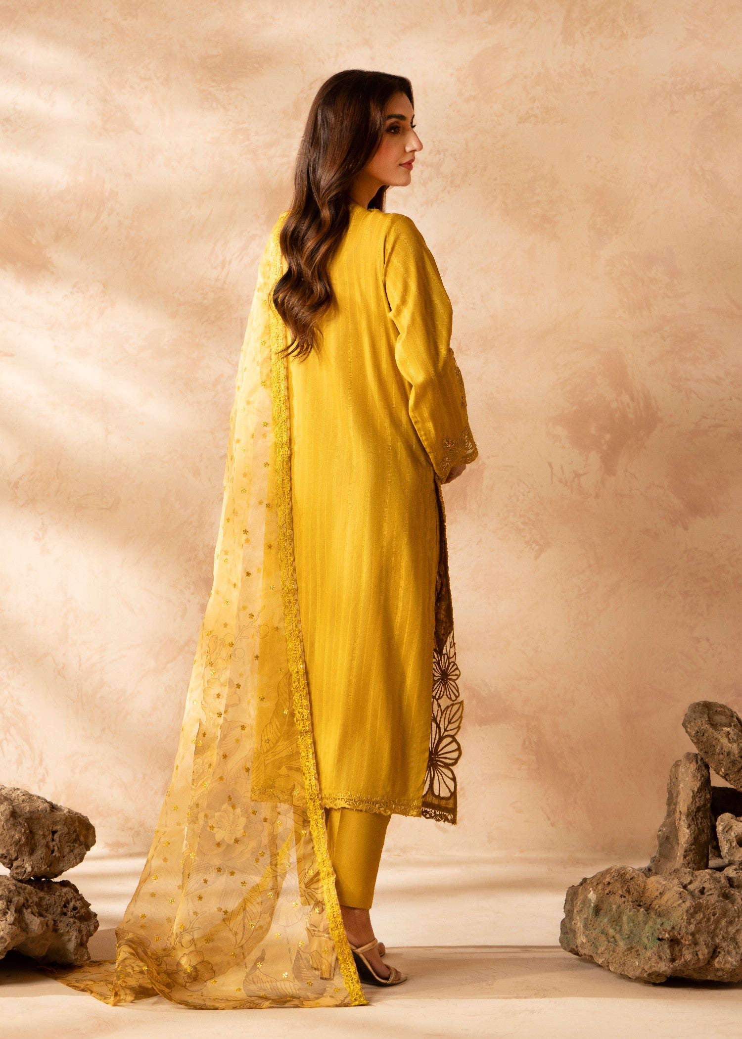 blended linen Kurta Set in Gold