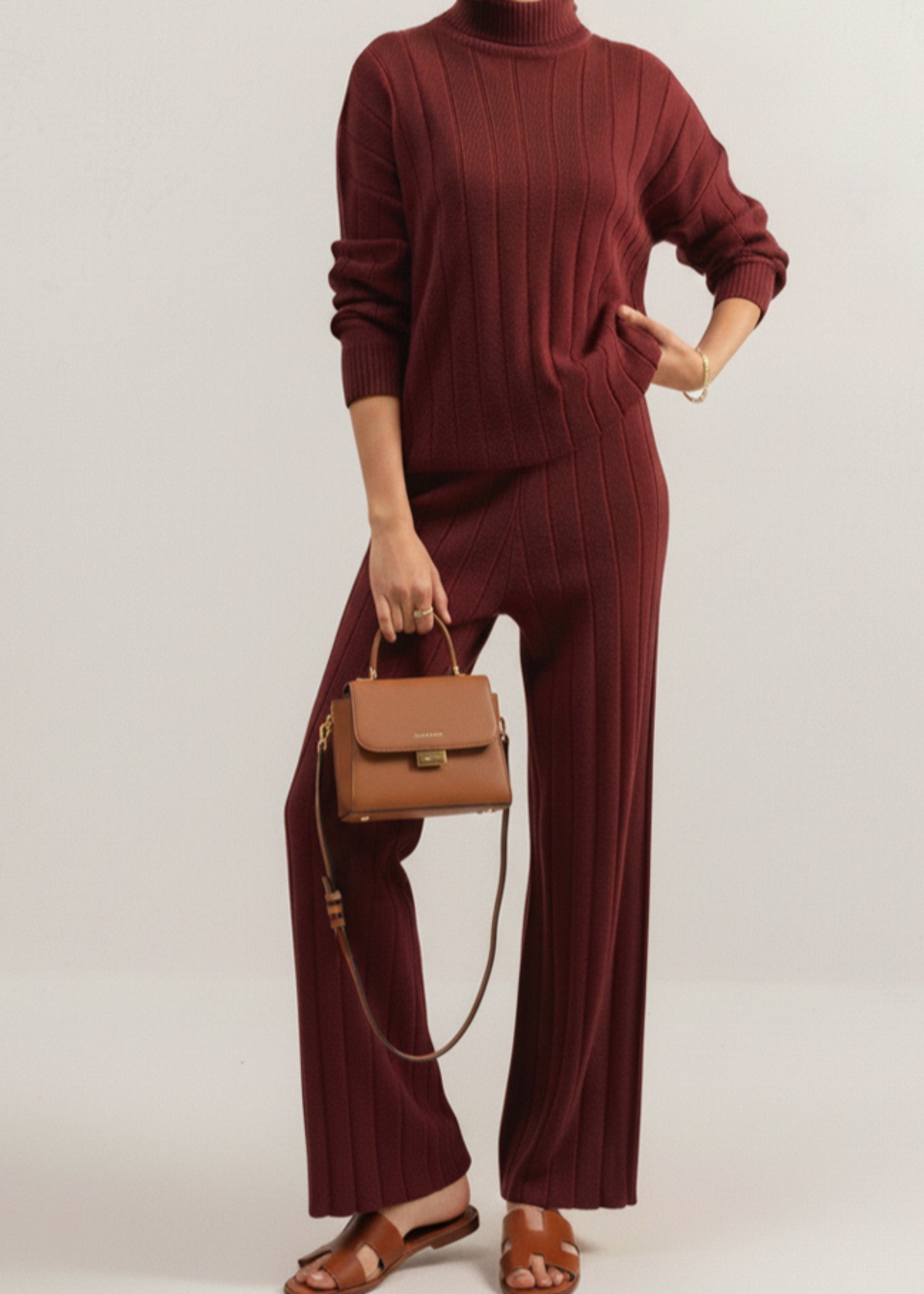 cotton Turtle Neck in Maroon