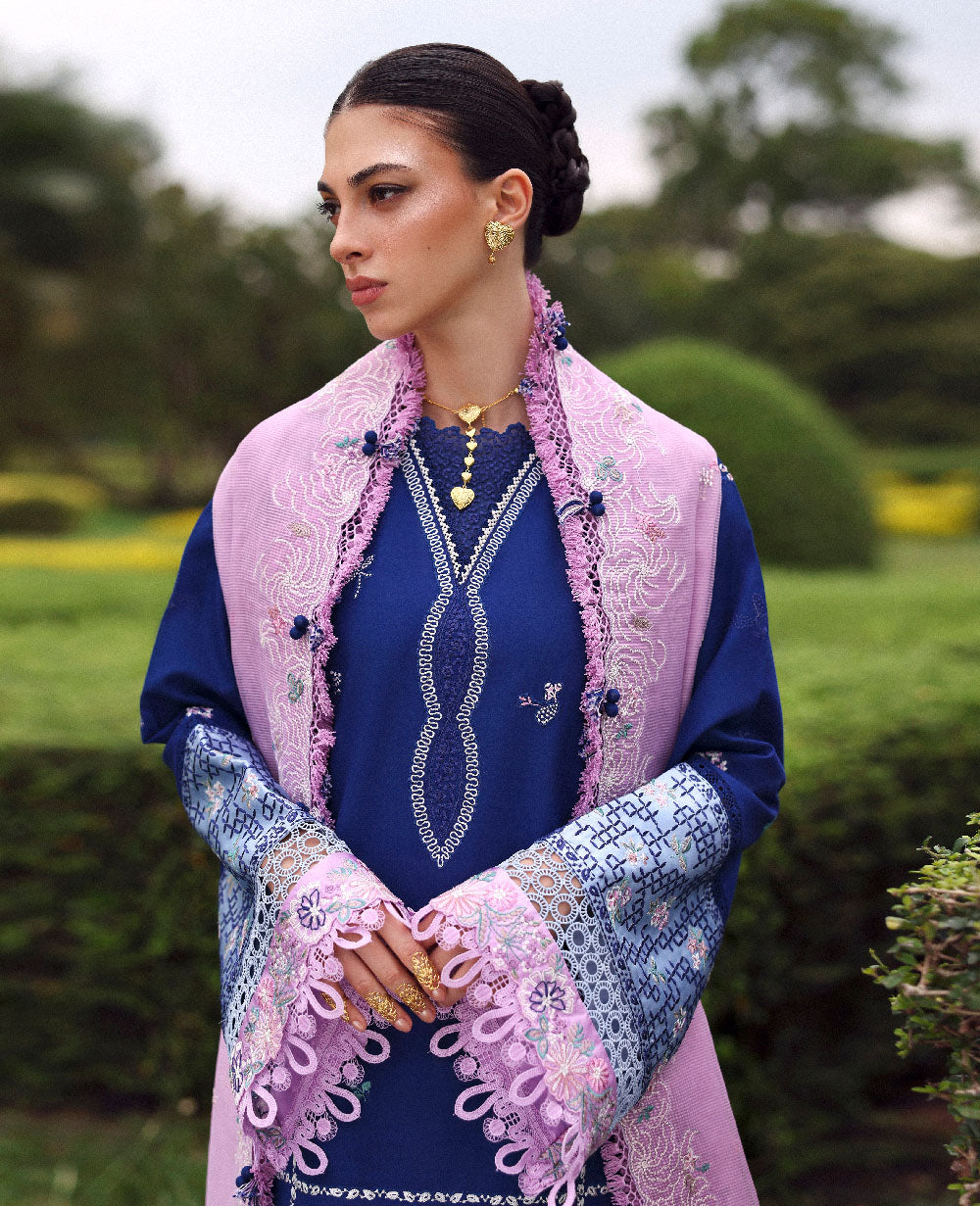 Lilas Lawn – Aria