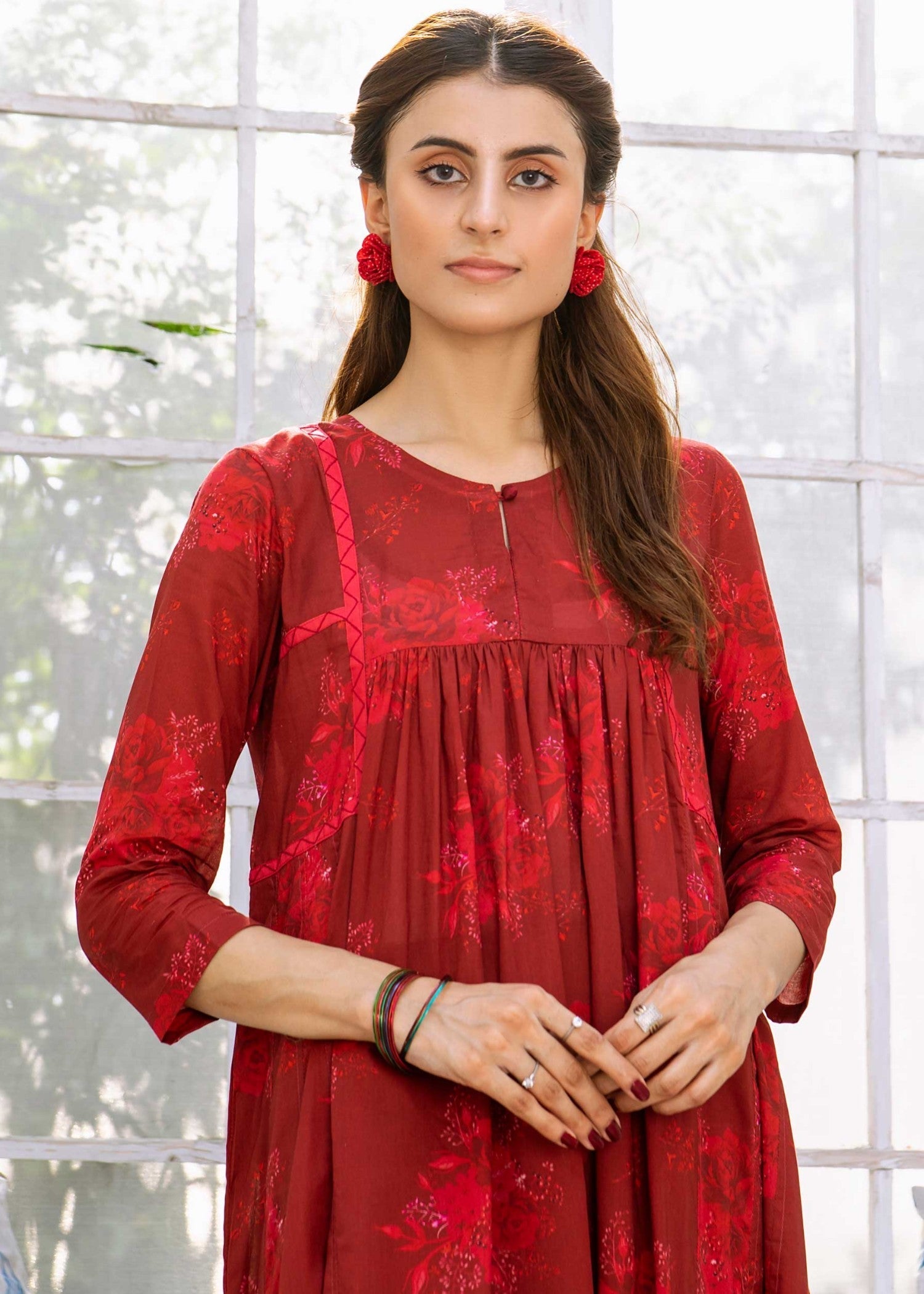self jacquard Pishwas in Red
