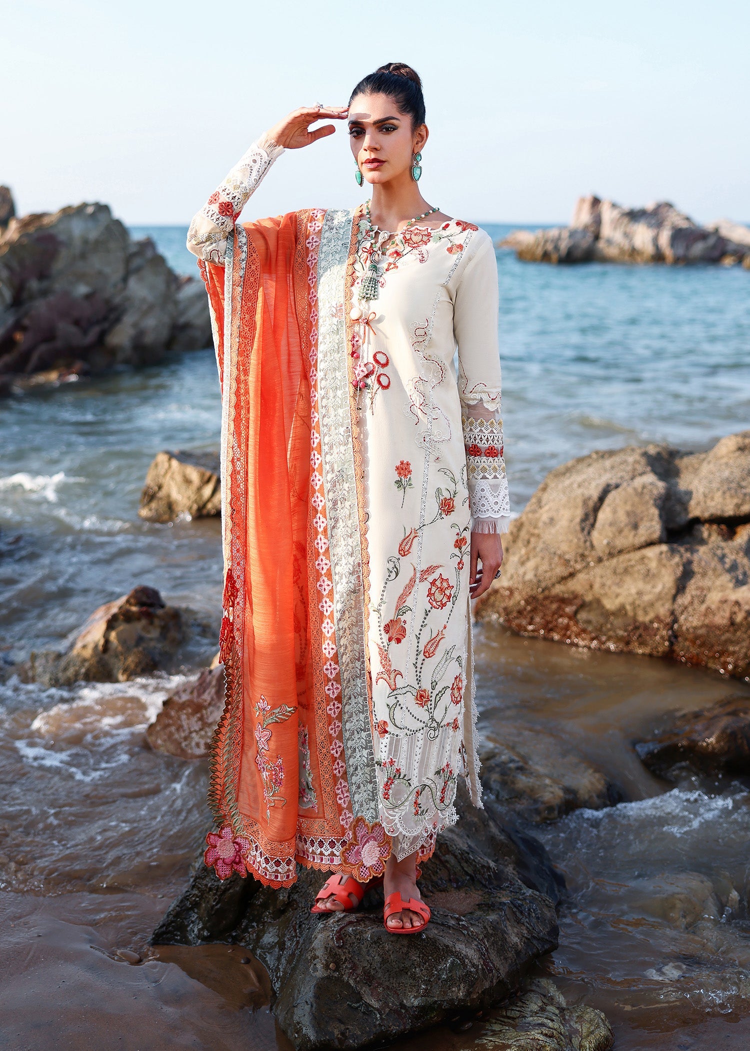 Breeze Festive Luxury Lawn – GIA-5-A