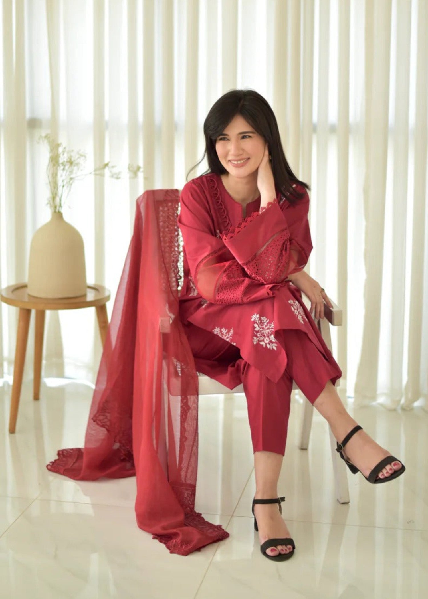 dhanak Kurta Set in Red