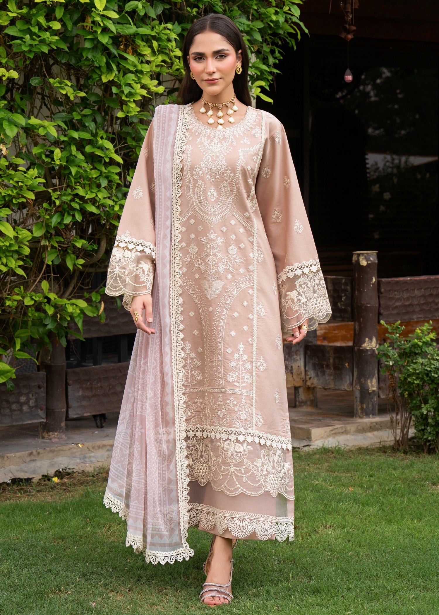 lawn Kurta Set in Rose pink
