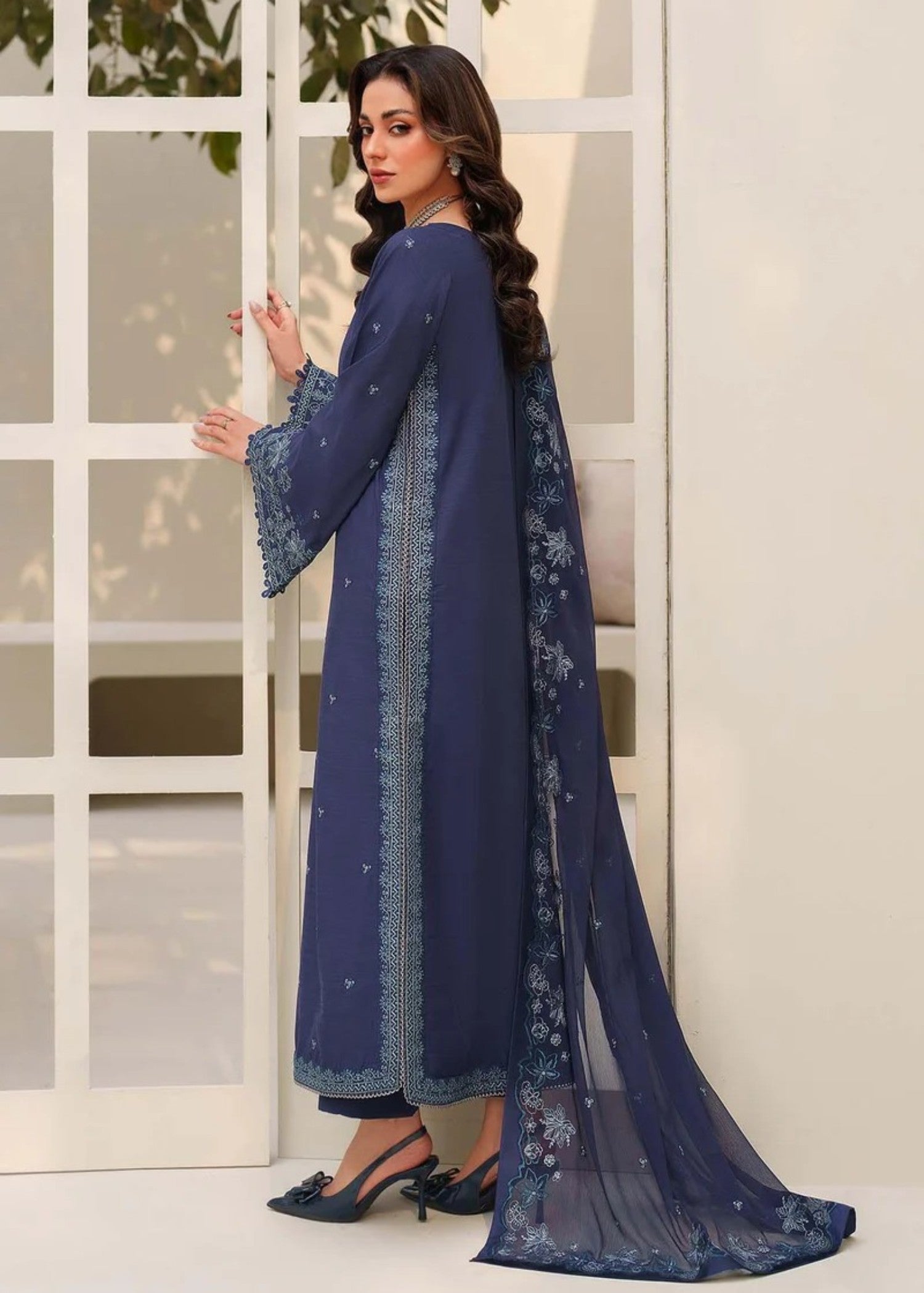 raw silk Maxi in Dark blue